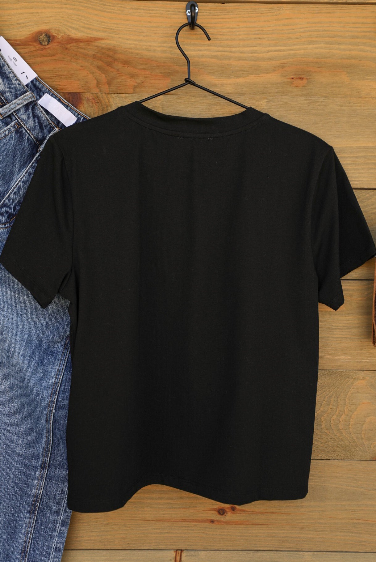 Amaya Top-Shirts-Crooked Horn Company, Online Women's Fashion Boutique in San Tan Valley, Arizona 85140