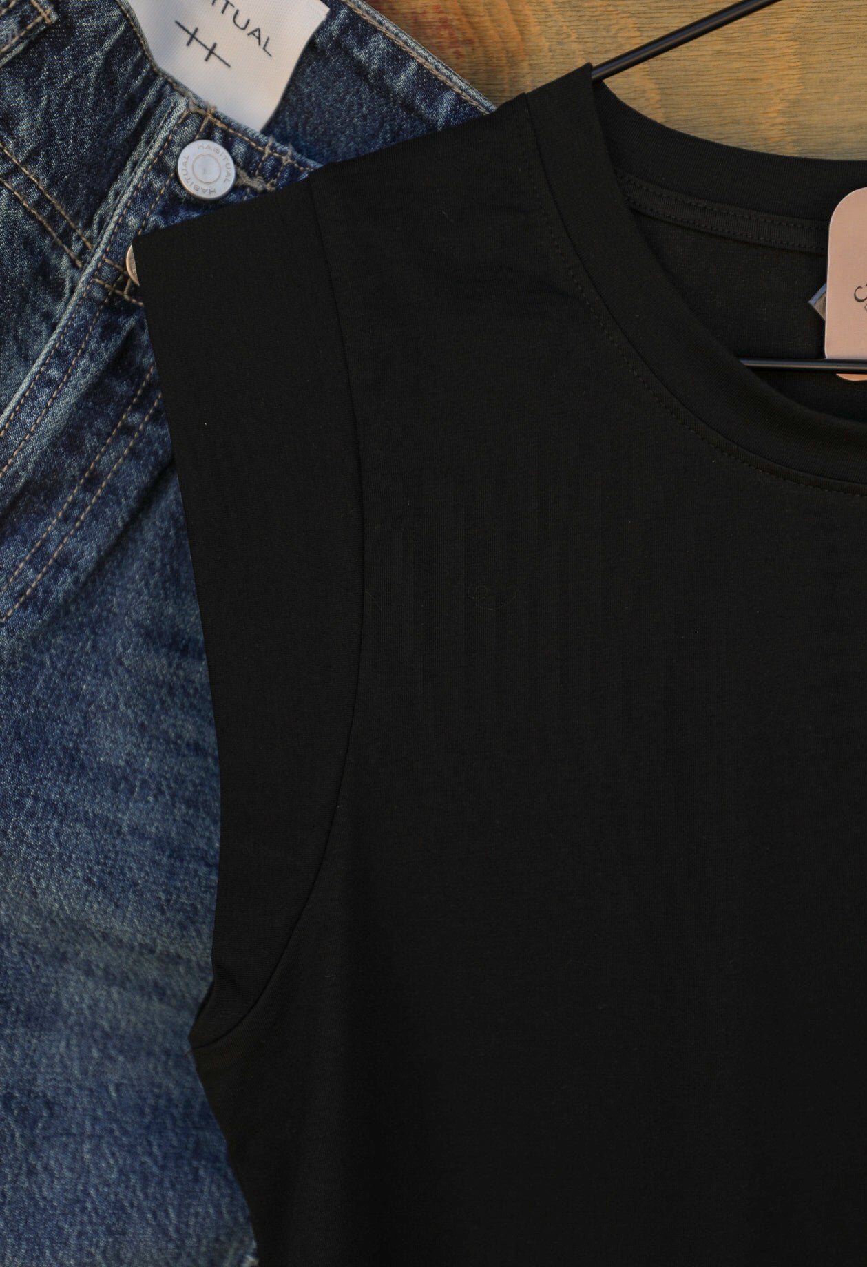 Ciara Top-Shirts-Crooked Horn Company, Online Women's Fashion Boutique in San Tan Valley, Arizona 85140