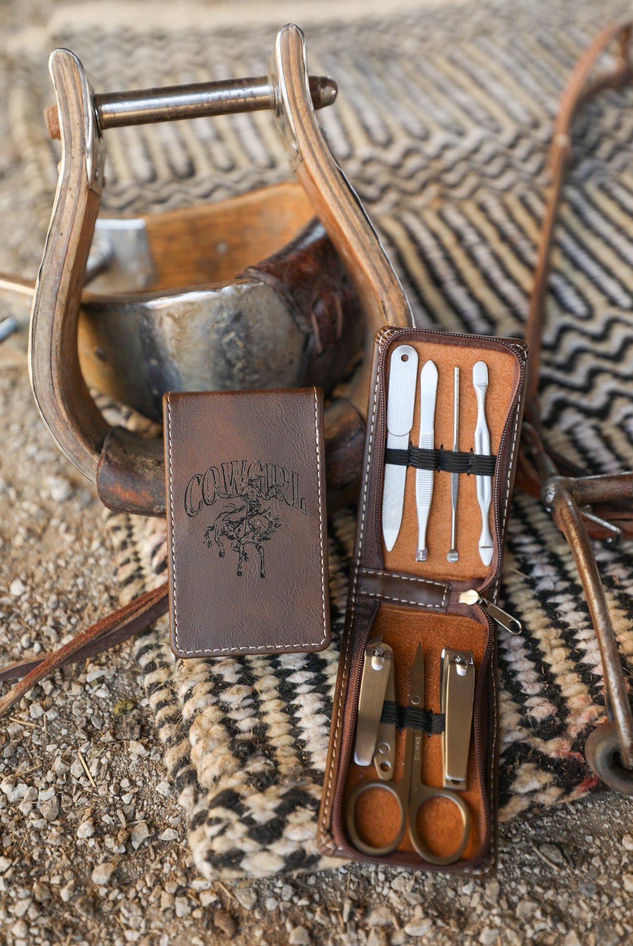 Menno Manicure Set-Crooked Horn Company, Online Women's Fashion Boutique in San Tan Valley, Arizona 85140