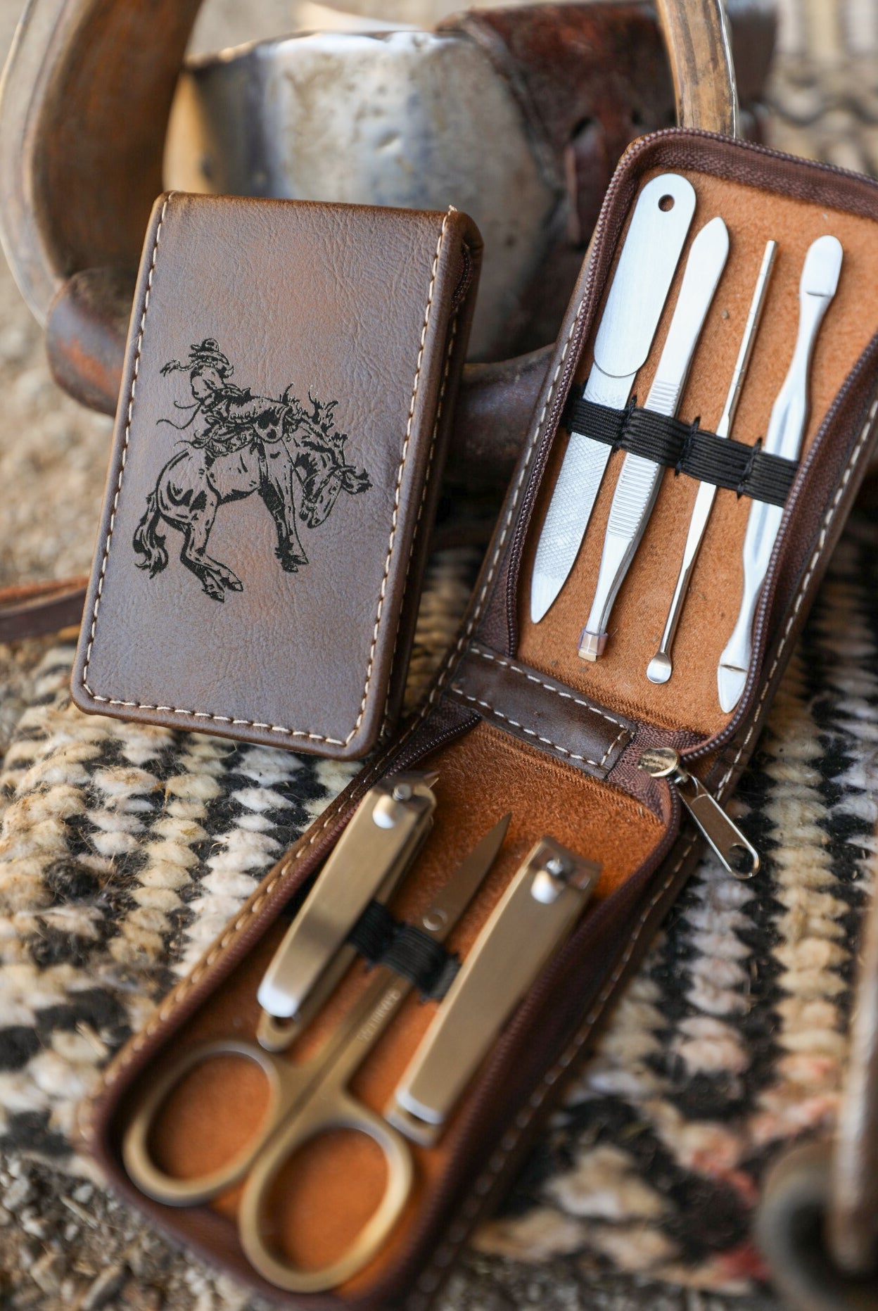 Menno Manicure Set-Crooked Horn Company, Online Women's Fashion Boutique in San Tan Valley, Arizona 85140