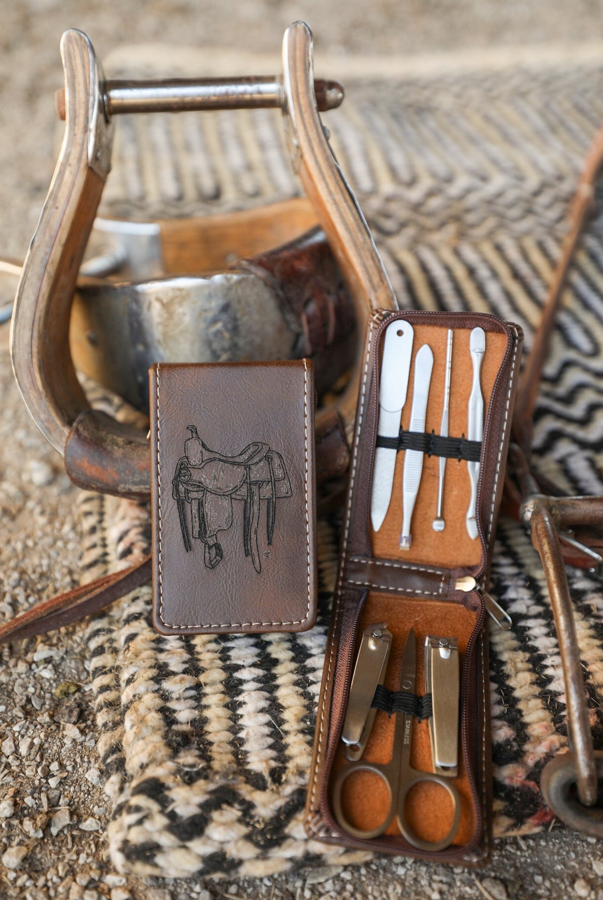 Menno Manicure Set-Crooked Horn Company, Online Women's Fashion Boutique in San Tan Valley, Arizona 85140