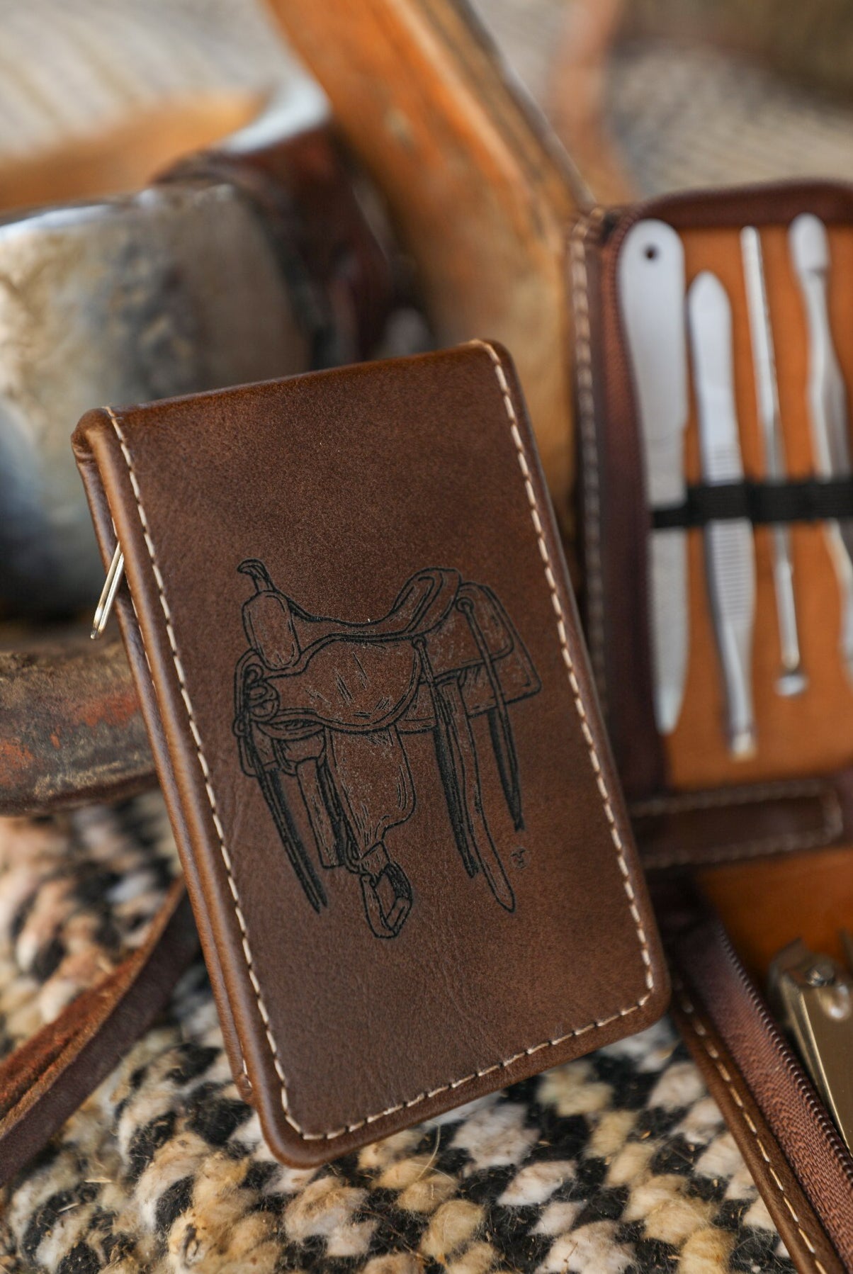 Menno Manicure Set-Crooked Horn Company, Online Women's Fashion Boutique in San Tan Valley, Arizona 85140