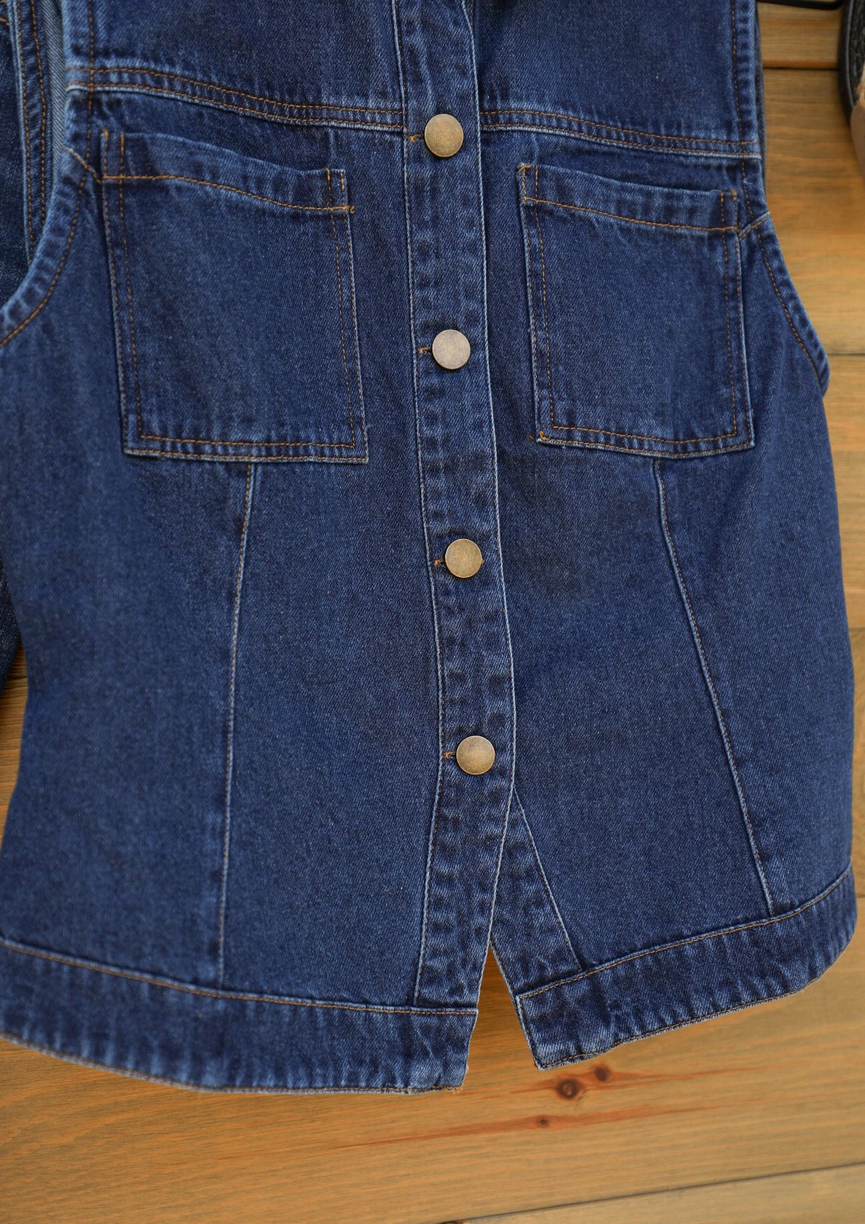 Wall Vest-Shirts-Crooked Horn Company, Online Women's Fashion Boutique in San Tan Valley, Arizona 85140