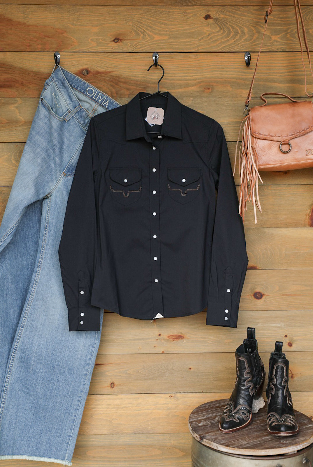 Skeeter Top-Shirts-Crooked Horn Company, Online Women's Fashion Boutique in San Tan Valley, Arizona 85140