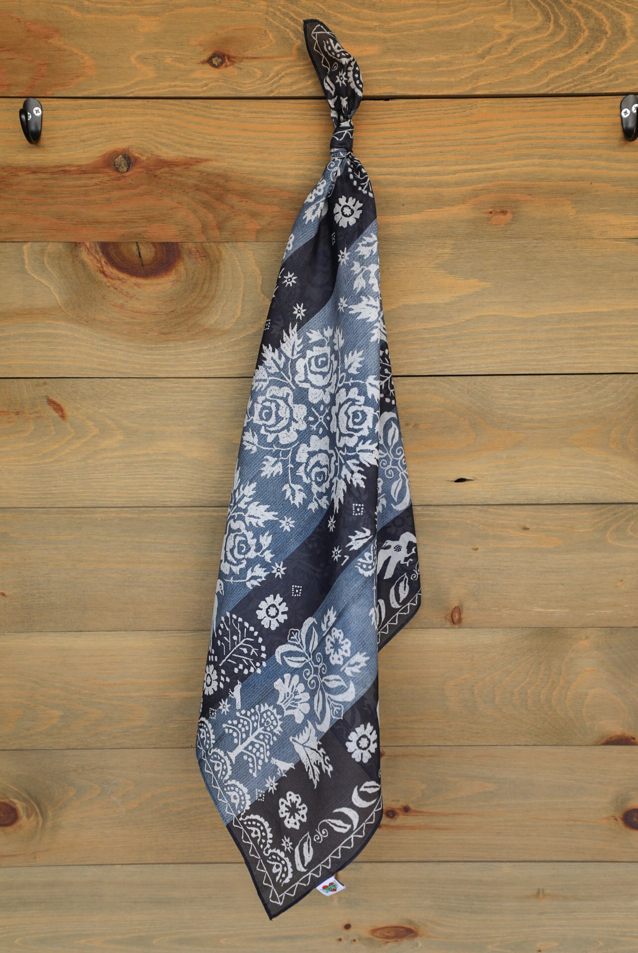 Coverlet Wild Rag-Crooked Horn Company, Online Women's Fashion Boutique in San Tan Valley, Arizona 85140