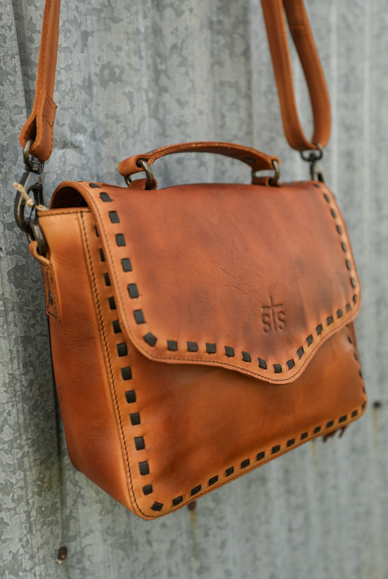 Bandera Dakota Crossbody-Purses/Bags-Crooked Horn Company, Online Women's Fashion Boutique in San Tan Valley, Arizona 85140