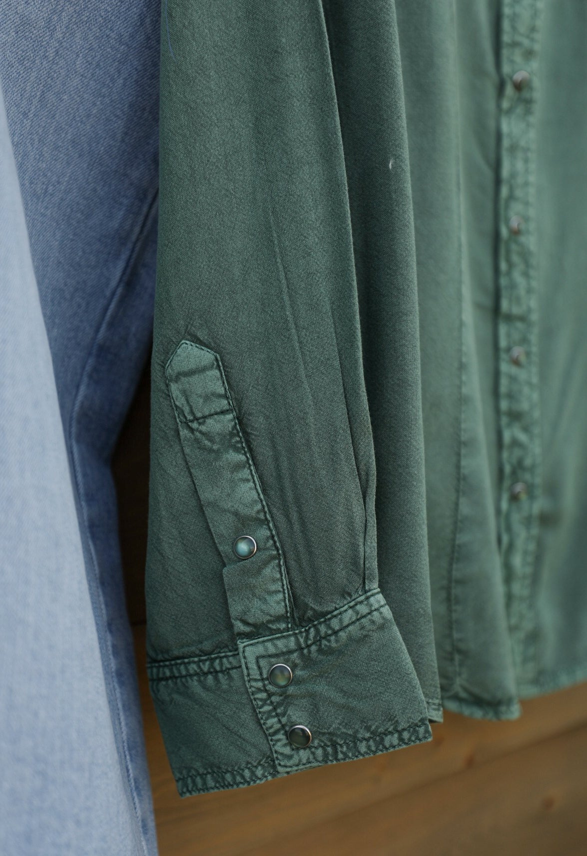 Juniper Top-Shirts-Crooked Horn Company, Online Women's Fashion Boutique in San Tan Valley, Arizona 85140