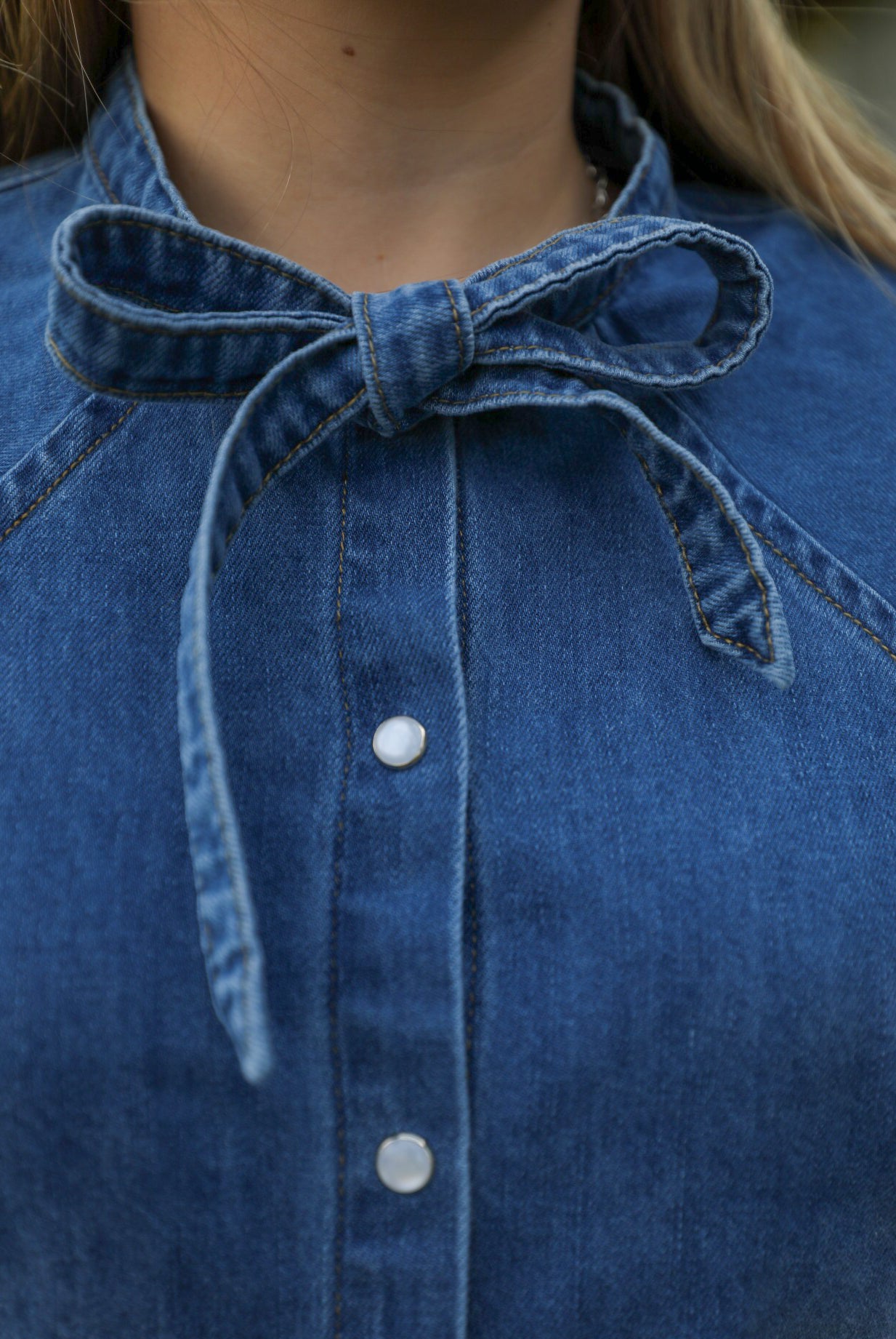 Tabor Top-Shirts-Crooked Horn Company, Online Women's Fashion Boutique in San Tan Valley, Arizona 85140