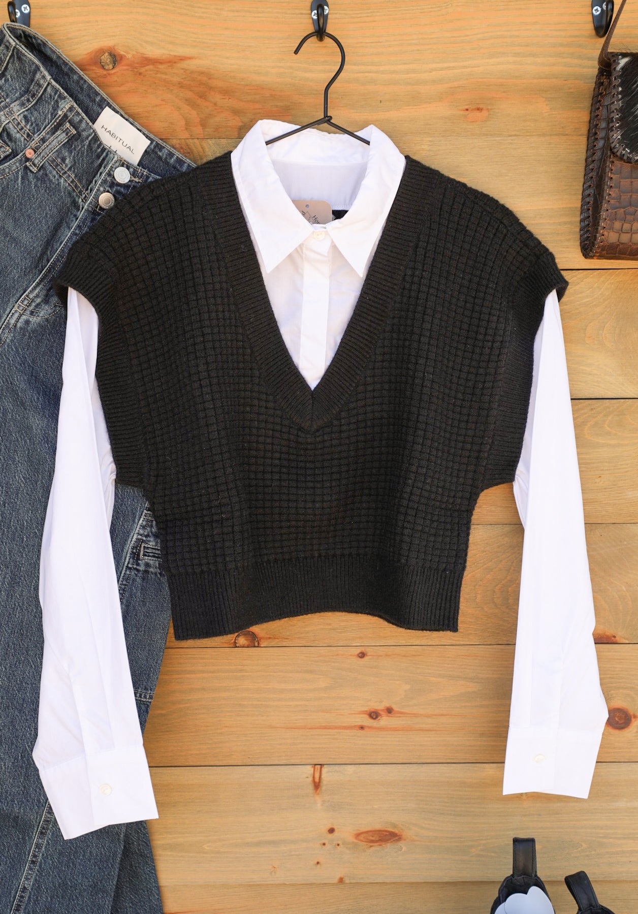 Meeteetse Top-Shirts-Crooked Horn Company, Online Women's Fashion Boutique in San Tan Valley, Arizona 85140