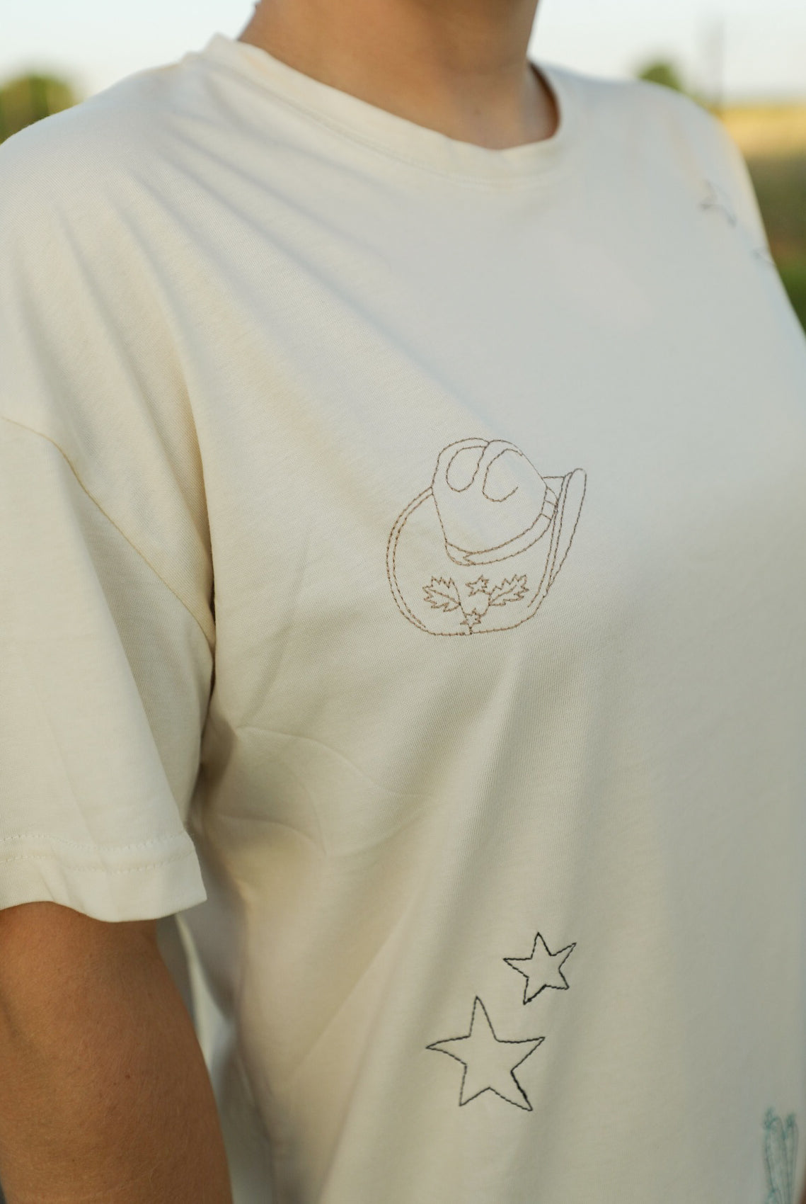 Buffalo Top-Shirts-Crooked Horn Company, Online Women's Fashion Boutique in San Tan Valley, Arizona 85140