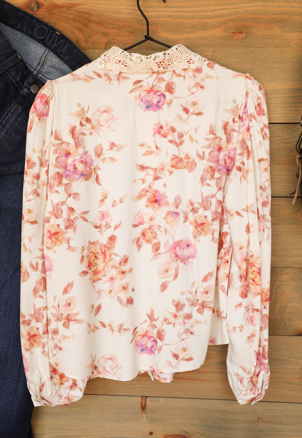 Riverton Top-Shirts-Crooked Horn Company, Online Women's Fashion Boutique in San Tan Valley, Arizona 85140