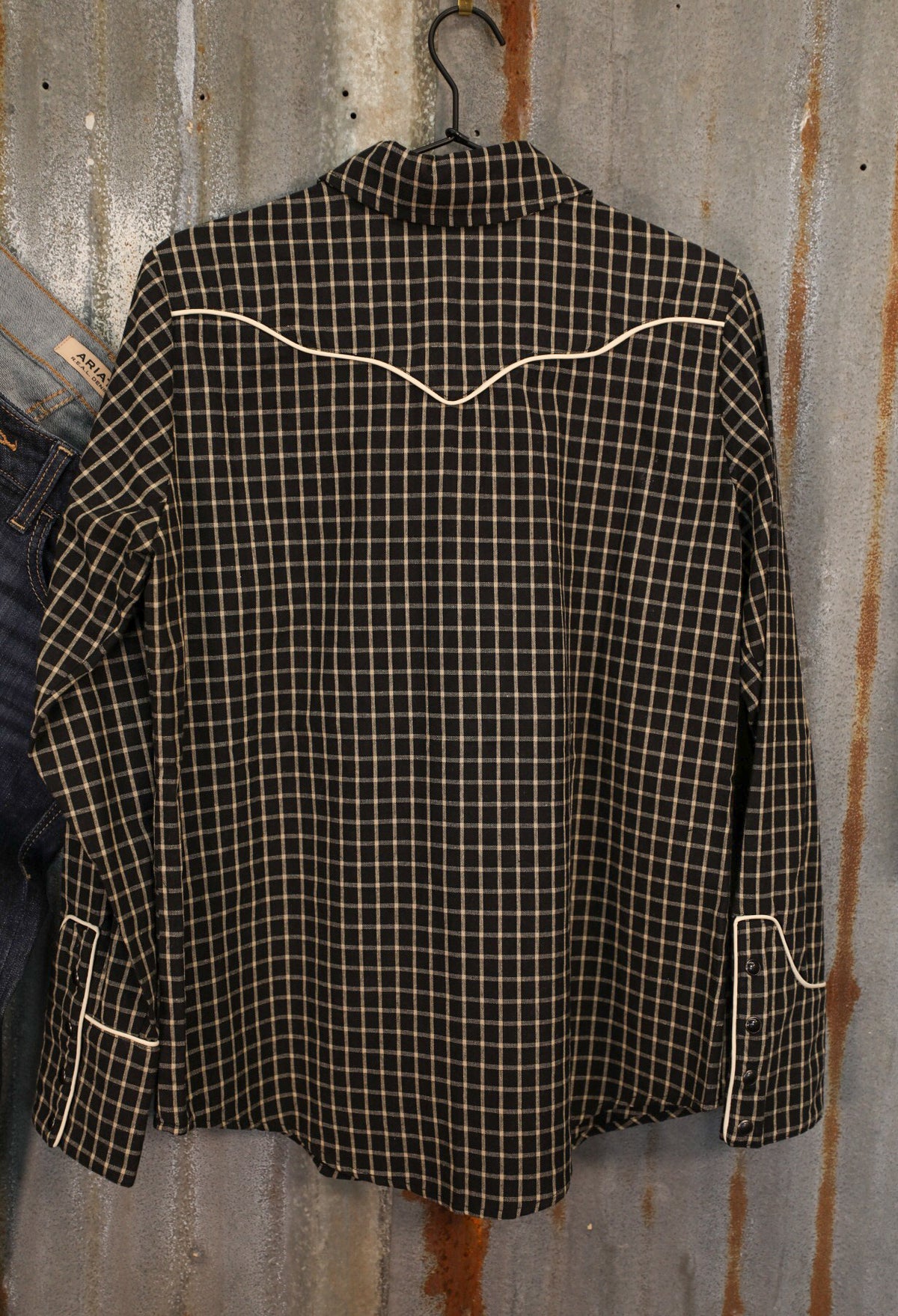 MOD Western Top-Shirts-Crooked Horn Company, Online Women's Fashion Boutique in San Tan Valley, Arizona 85140