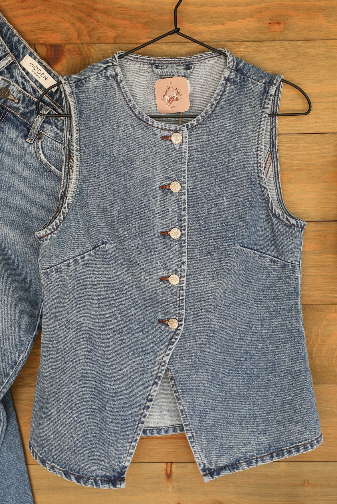 Rock River Top-Shirts-Crooked Horn Company, Online Women's Fashion Boutique in San Tan Valley, Arizona 85140