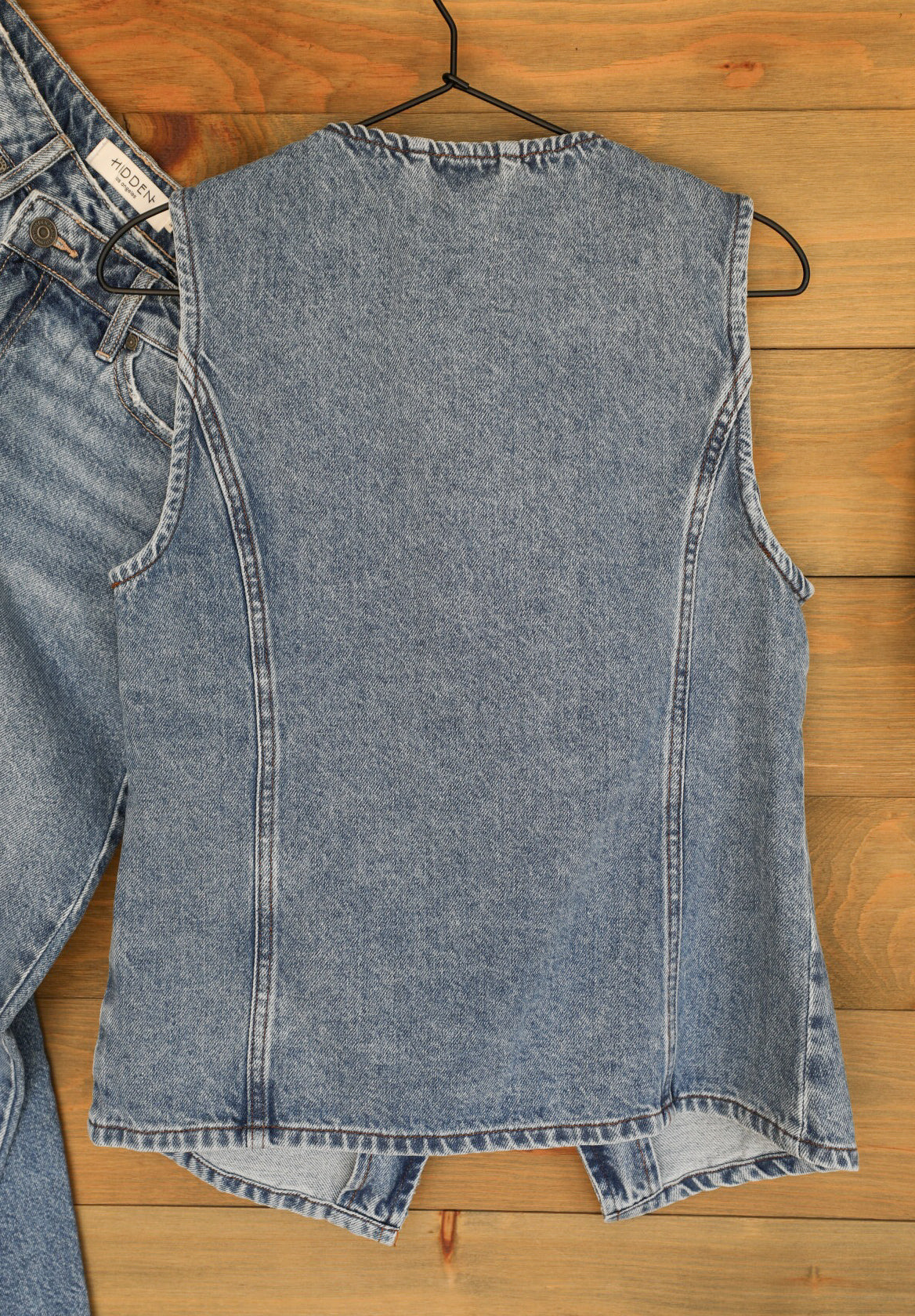 Rock River Top-Shirts-Crooked Horn Company, Online Women's Fashion Boutique in San Tan Valley, Arizona 85140