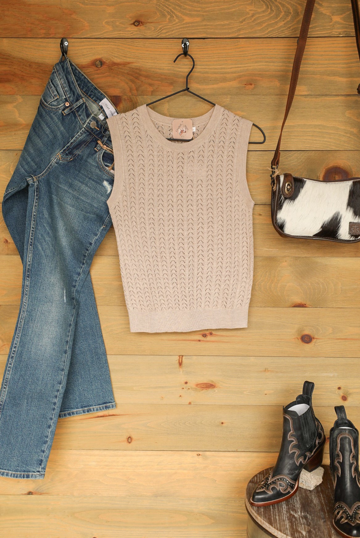 Madison Top-Shirts-Crooked Horn Company, Online Women's Fashion Boutique in San Tan Valley, Arizona 85140