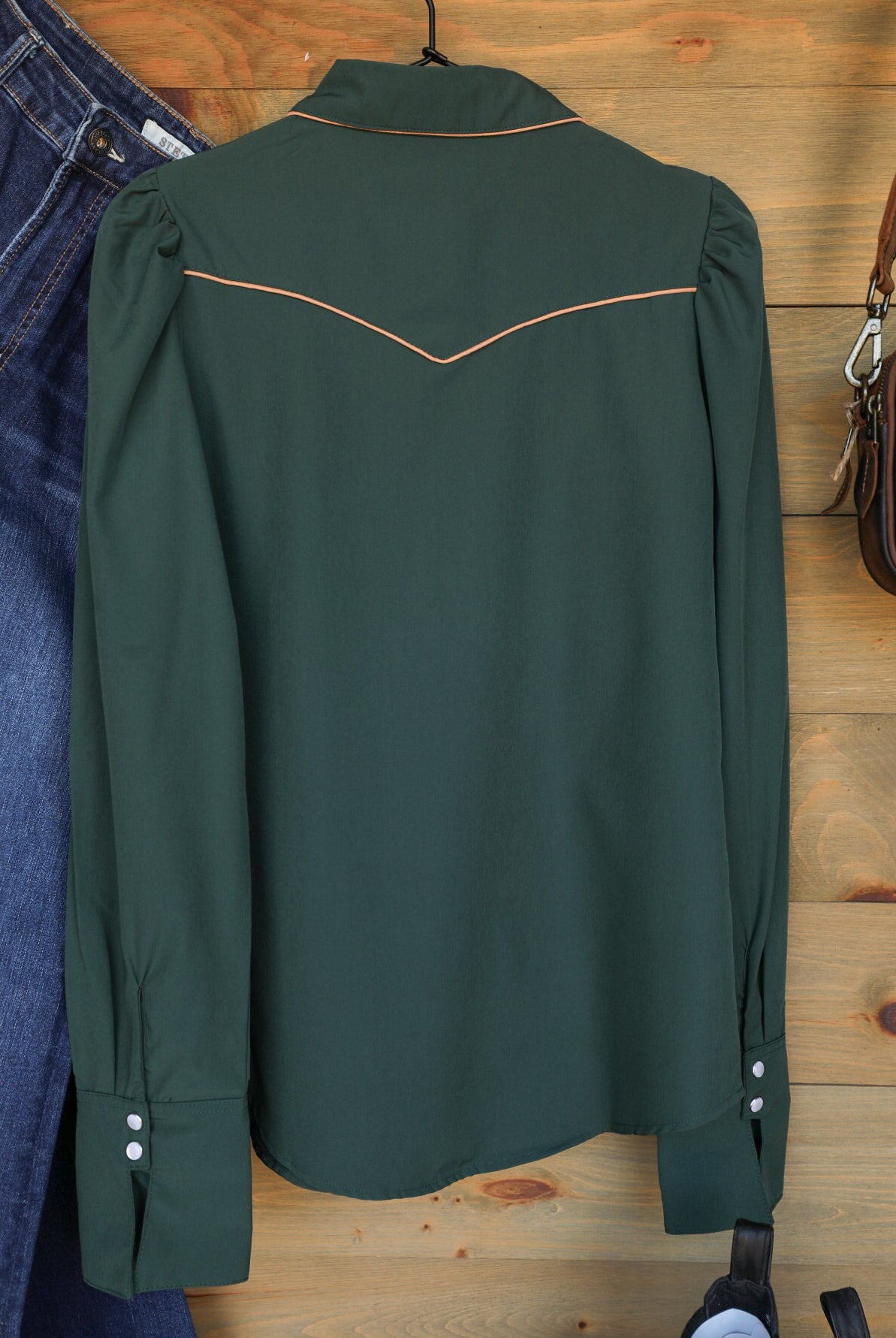 Sioux Falls Top-Shirts-Crooked Horn Company, Online Women's Fashion Boutique in San Tan Valley, Arizona 85140