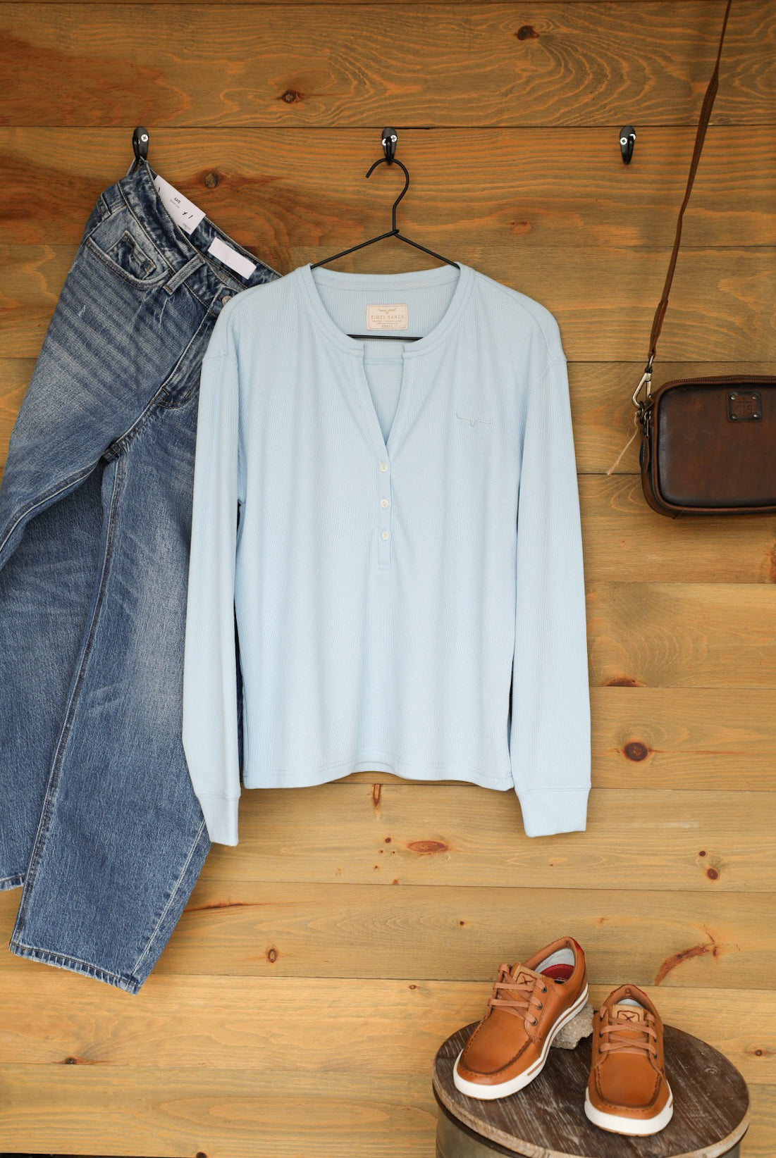 Wilma Top-Shirts-Crooked Horn Company, Online Women's Fashion Boutique in San Tan Valley, Arizona 85140