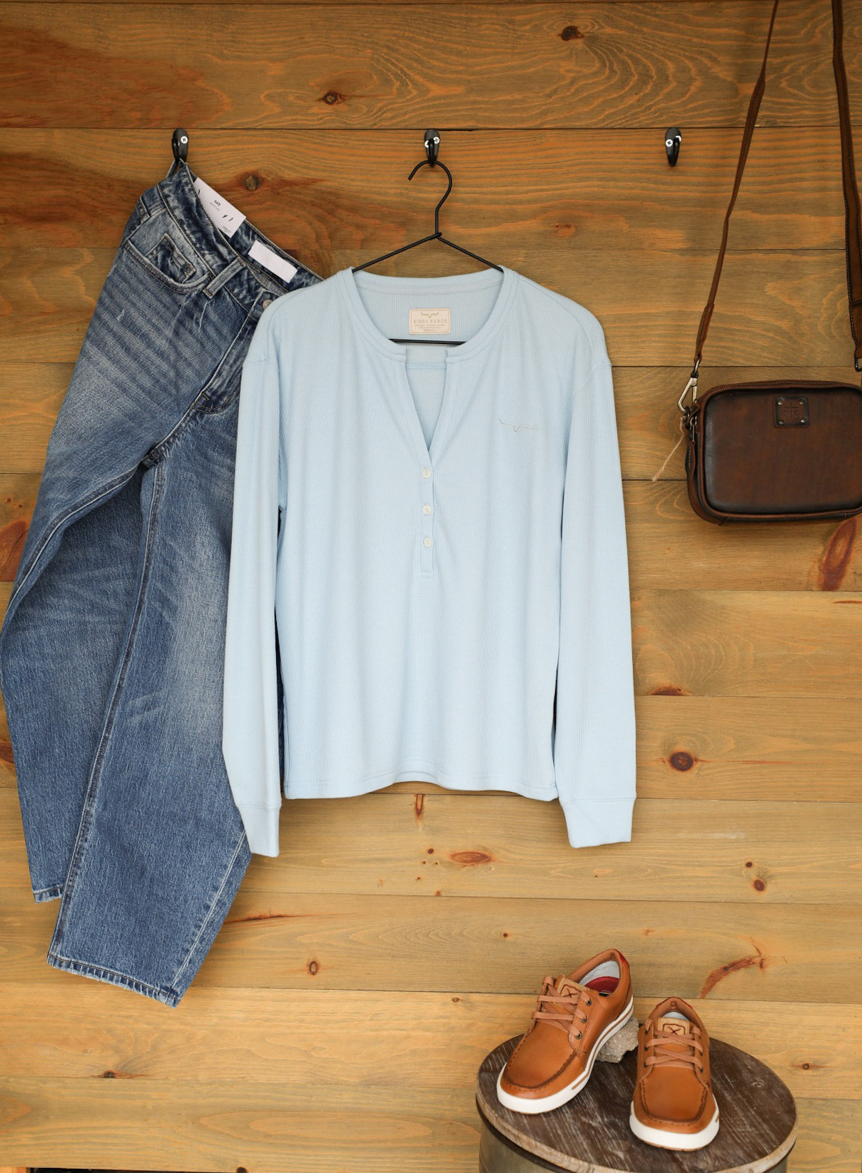 Wilma Top-Shirts-Crooked Horn Company, Online Women's Fashion Boutique in San Tan Valley, Arizona 85140