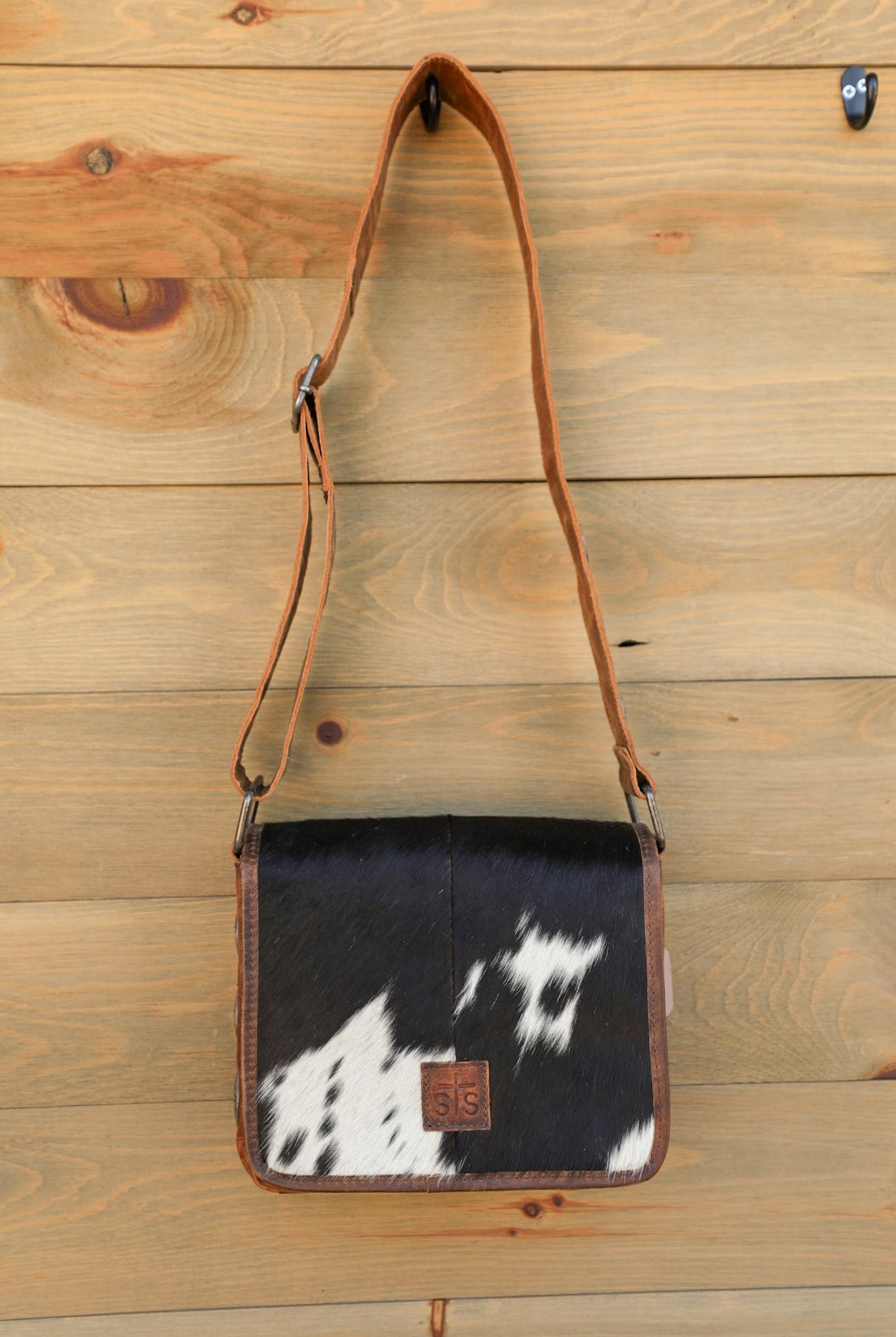 Vaquero Della Crossbody-Purses/Bags-Crooked Horn Company, Online Women's Fashion Boutique in San Tan Valley, Arizona 85140