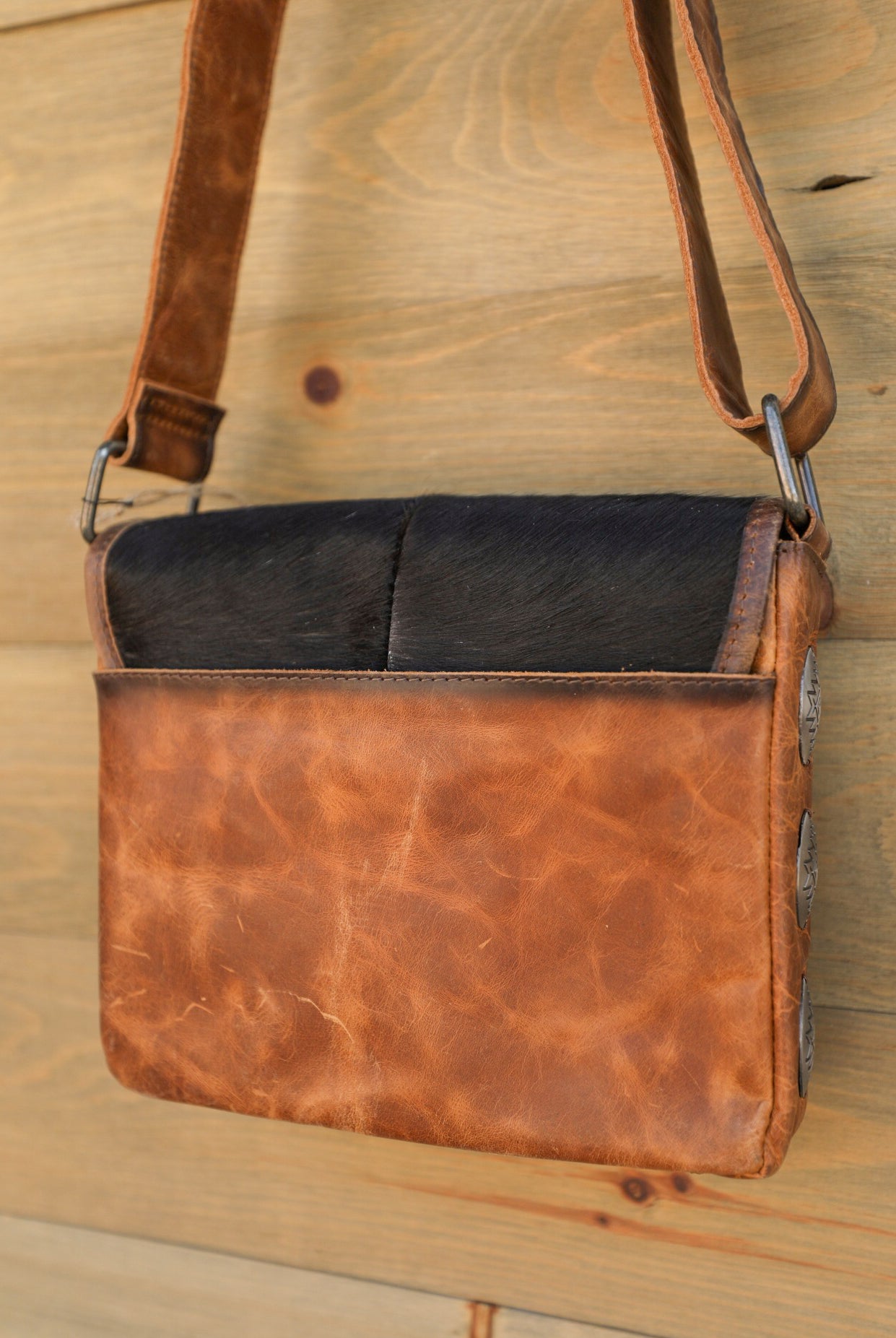 Vaquero Della Crossbody-Purses/Bags-Crooked Horn Company, Online Women's Fashion Boutique in San Tan Valley, Arizona 85140