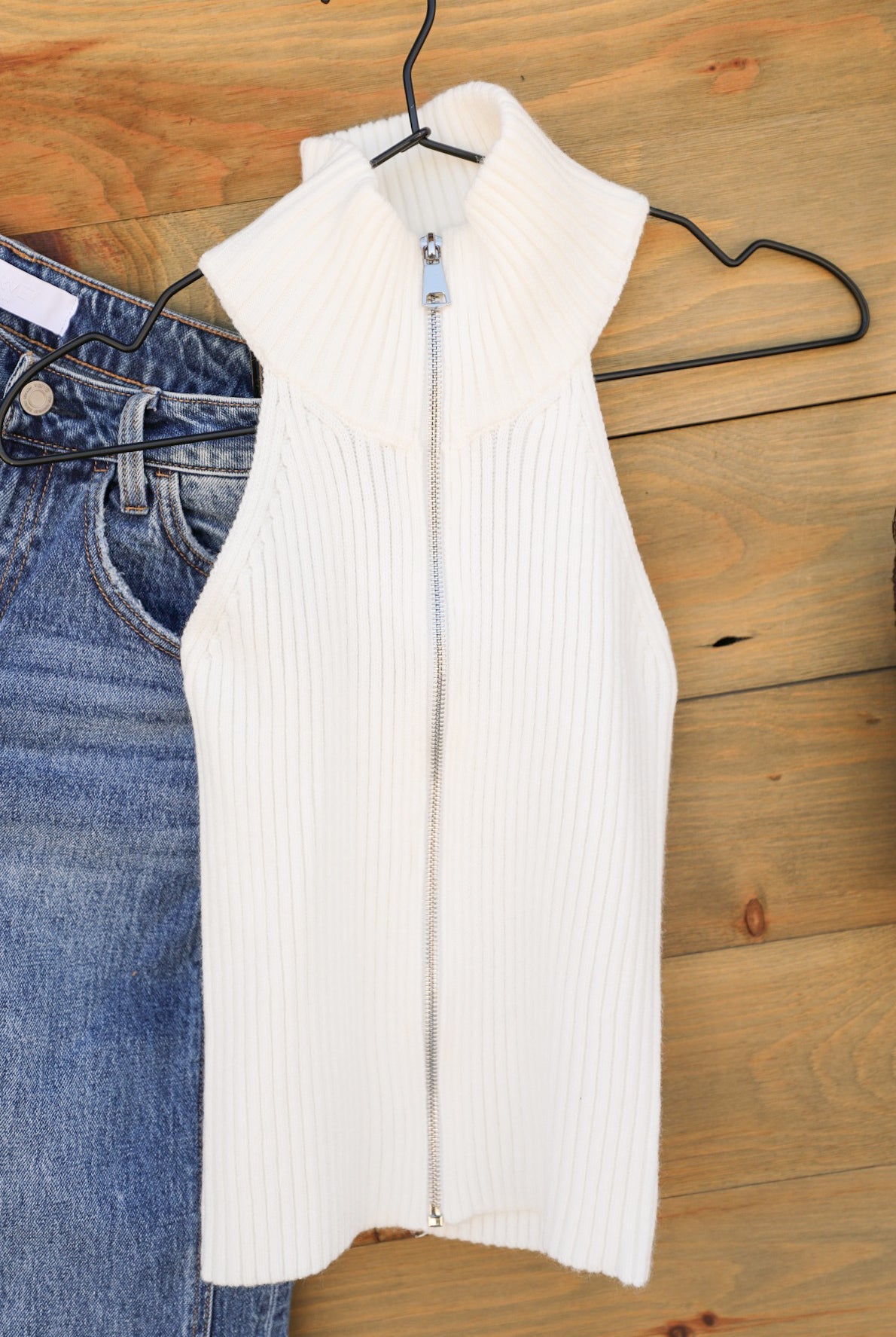 Arabella Top-Shirts-Crooked Horn Company, Online Women's Fashion Boutique in San Tan Valley, Arizona 85140