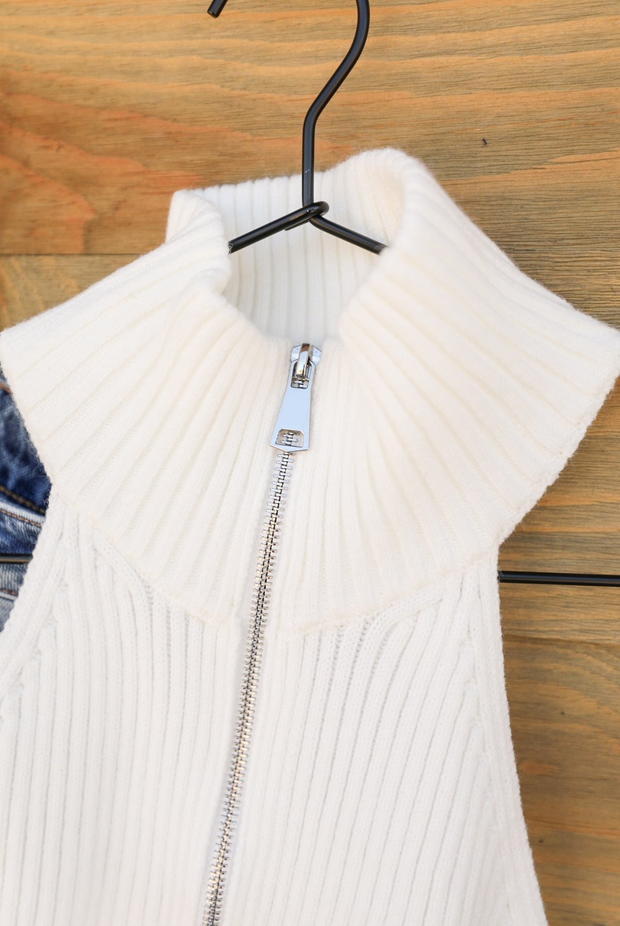 Arabella Top-Shirts-Crooked Horn Company, Online Women's Fashion Boutique in San Tan Valley, Arizona 85140