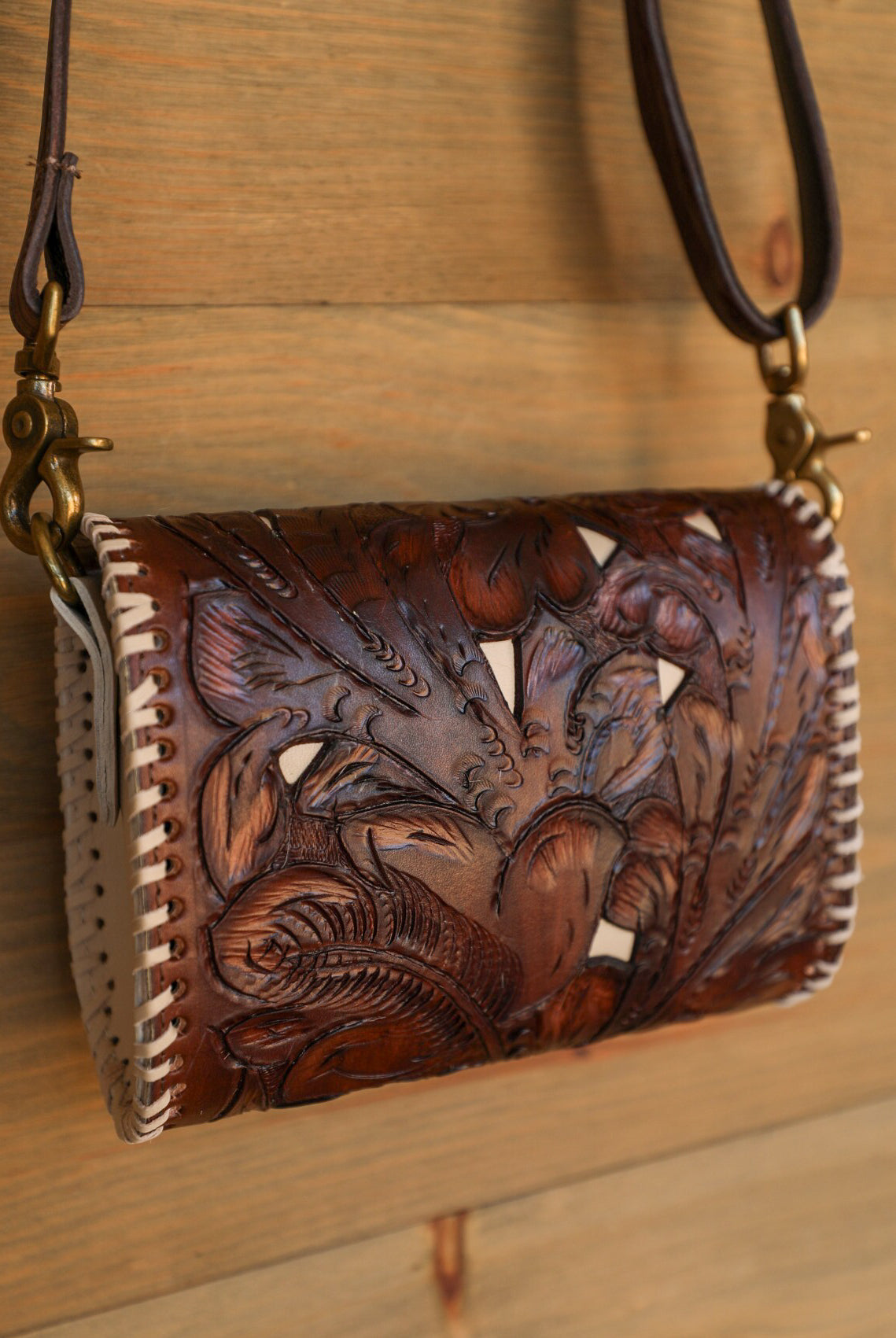 Castlewood Crossbody Bag-Purses/Bags-Crooked Horn Company, Online Women's Fashion Boutique in San Tan Valley, Arizona 85140