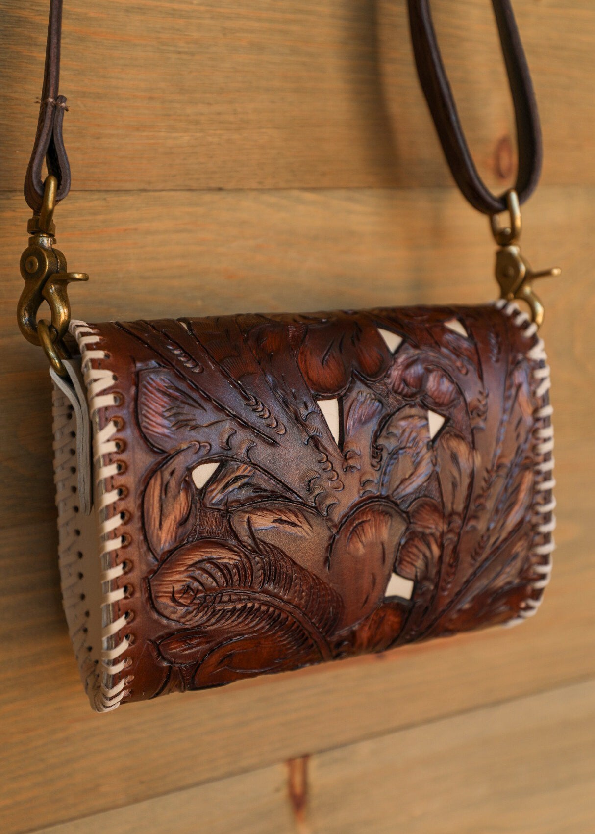 Castlewood Crossbody Bag-Purses/Bags-Crooked Horn Company, Online Women's Fashion Boutique in San Tan Valley, Arizona 85140