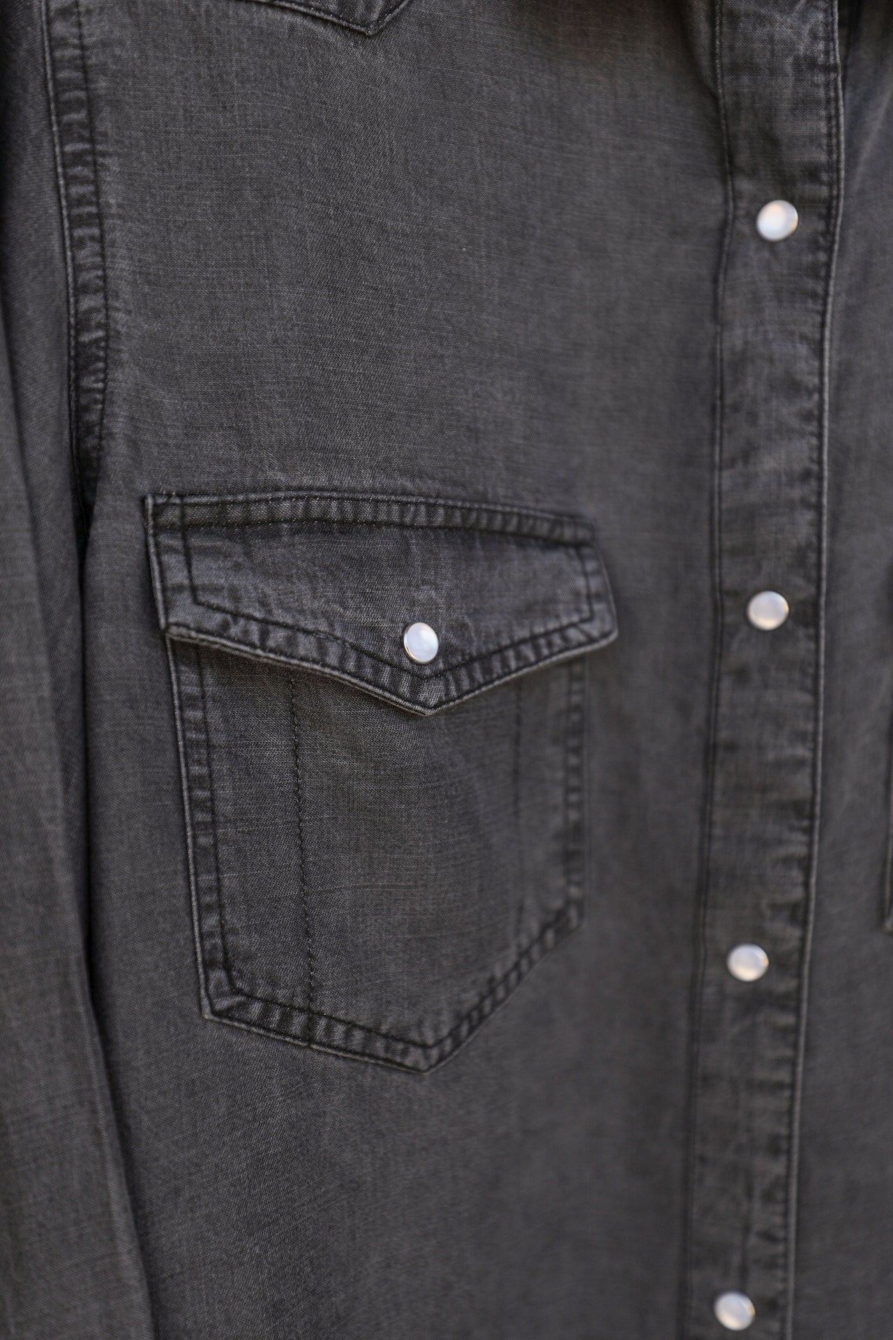 Kemmer Top-Shirts-Crooked Horn Company, Online Women's Fashion Boutique in San Tan Valley, Arizona 85140