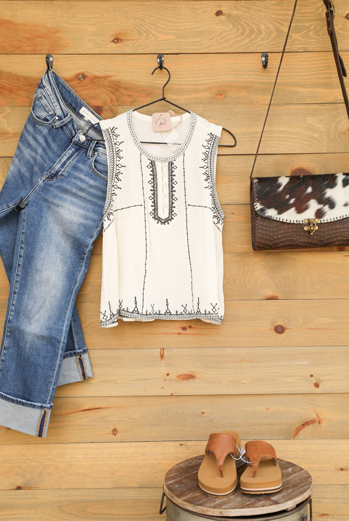 Kit Top-Shirts-Crooked Horn Company, Online Women's Fashion Boutique in San Tan Valley, Arizona 85140