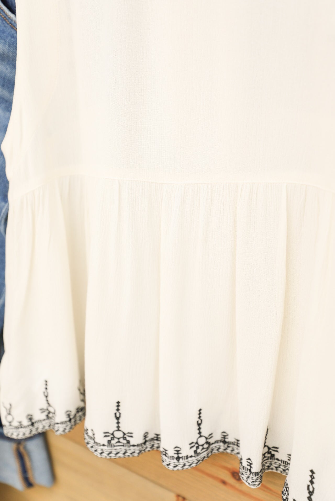 Kit Top-Shirts-Crooked Horn Company, Online Women's Fashion Boutique in San Tan Valley, Arizona 85140