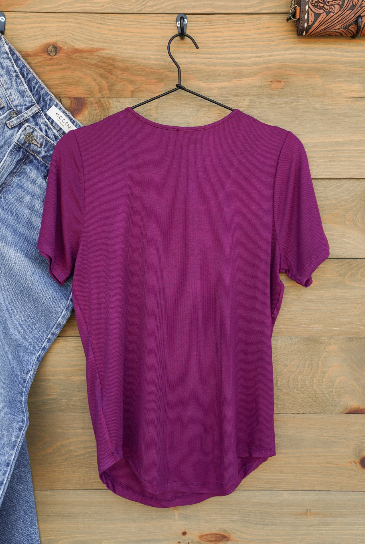 Aimee Top-Shirts-Crooked Horn Company, Online Women's Fashion Boutique in San Tan Valley, Arizona 85140