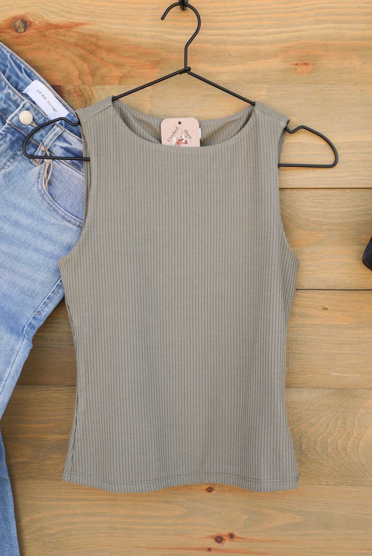 Britton Top-Shirts-Crooked Horn Company, Online Women's Fashion Boutique in San Tan Valley, Arizona 85140