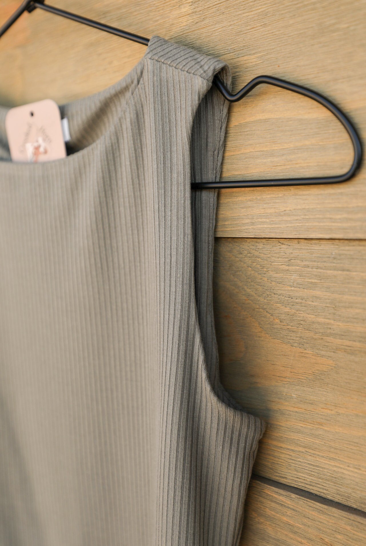 Britton Top-Shirts-Crooked Horn Company, Online Women's Fashion Boutique in San Tan Valley, Arizona 85140