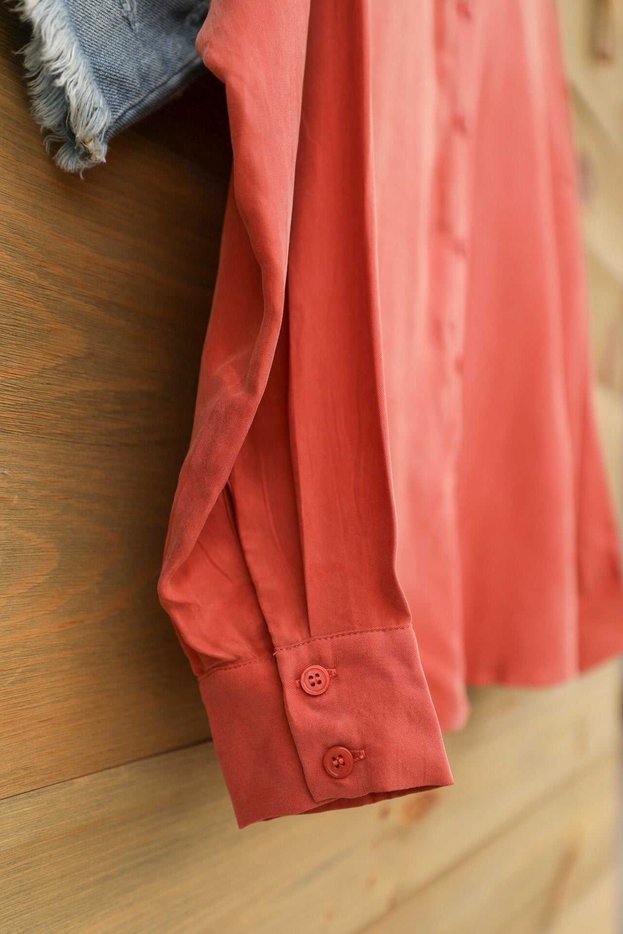 Dunes Top-Shirts-Crooked Horn Company, Online Women's Fashion Boutique in San Tan Valley, Arizona 85140