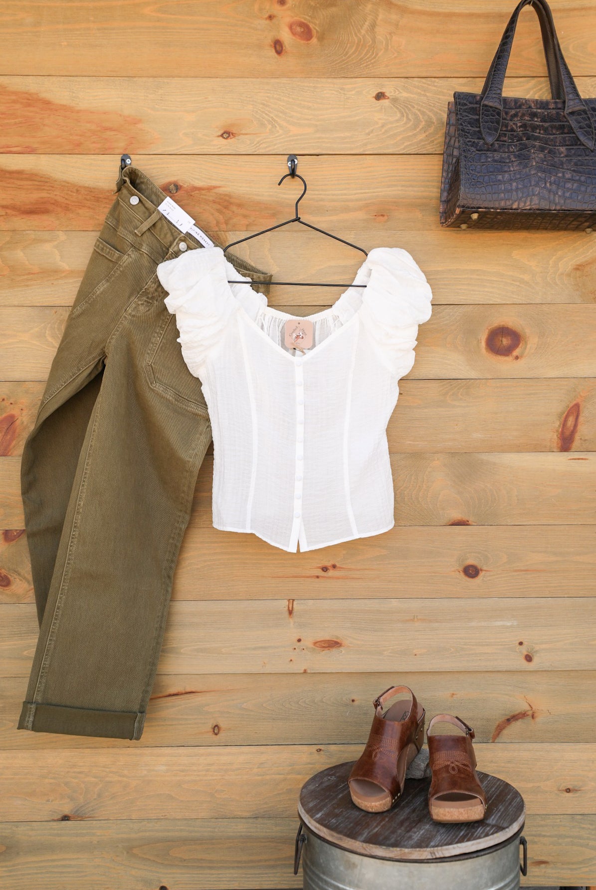 Evansville Top-Shirts-Crooked Horn Company, Online Women's Fashion Boutique in San Tan Valley, Arizona 85140