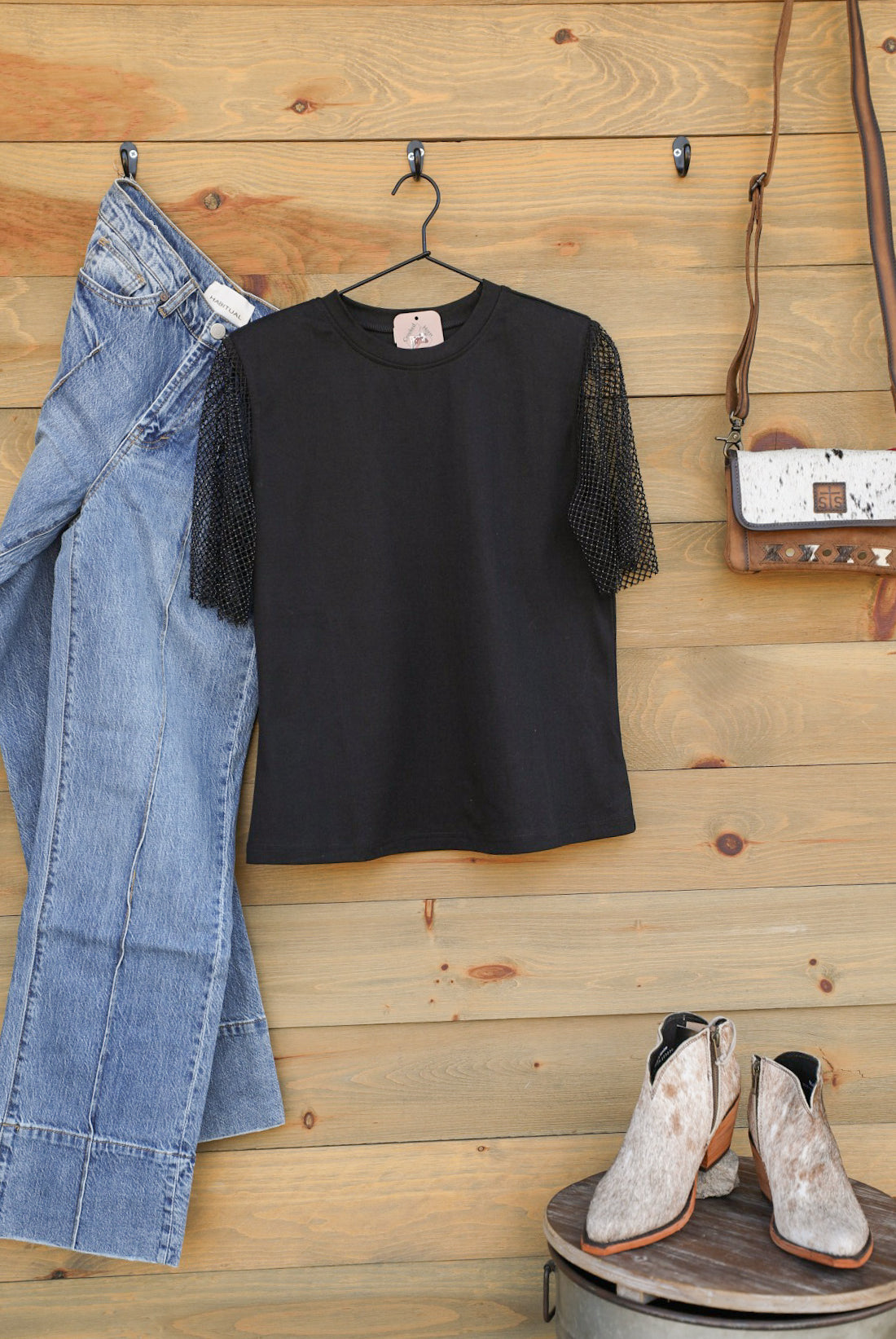 Geraldine Top-Shirts-Crooked Horn Company, Online Women's Fashion Boutique in San Tan Valley, Arizona 85140