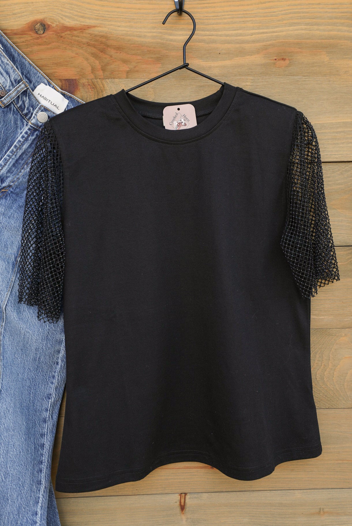 Geraldine Top-Shirts-Crooked Horn Company, Online Women's Fashion Boutique in San Tan Valley, Arizona 85140