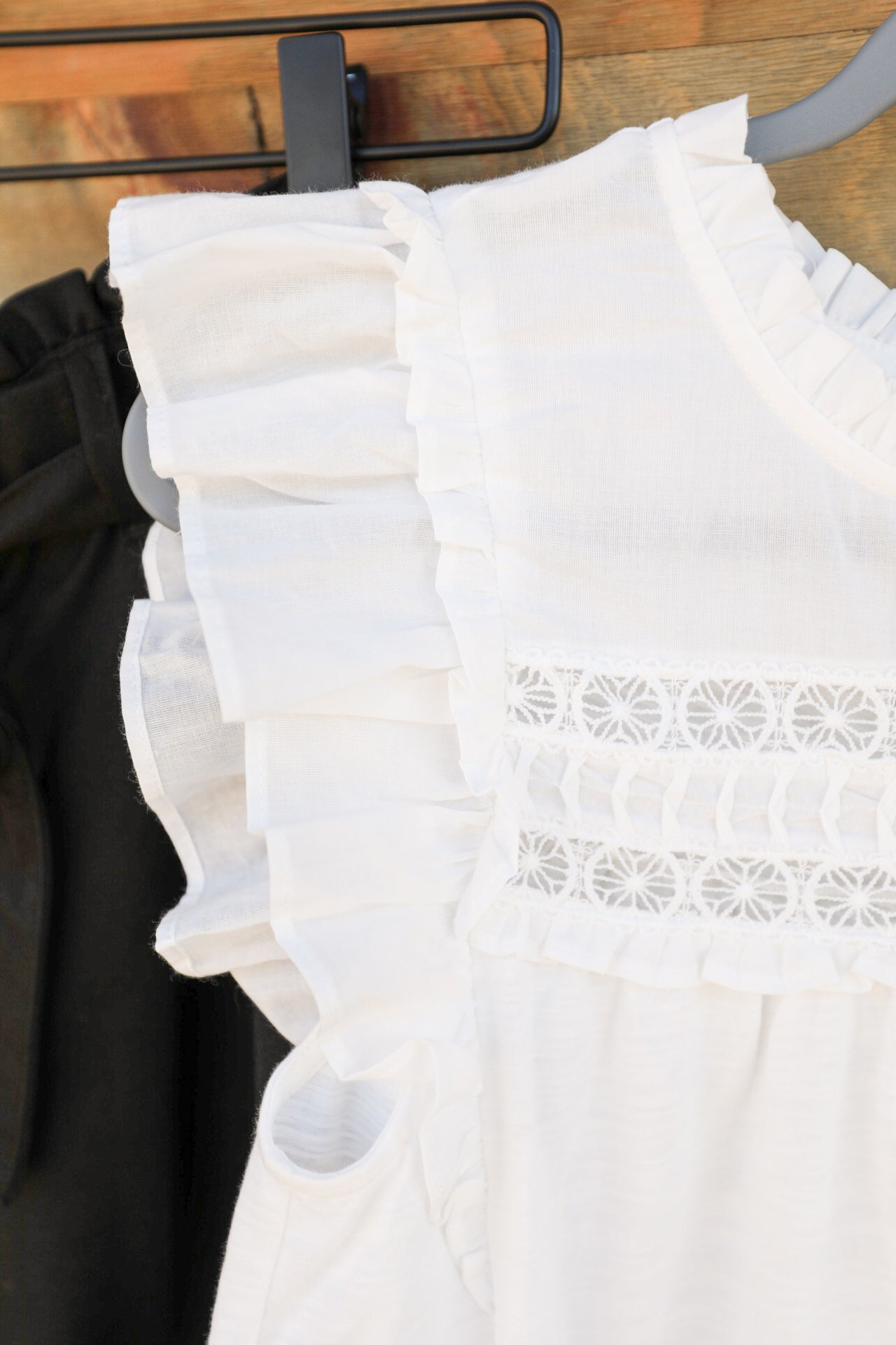 Helena Top-Shirts-Crooked Horn Company, Online Women's Fashion Boutique in San Tan Valley, Arizona 85140
