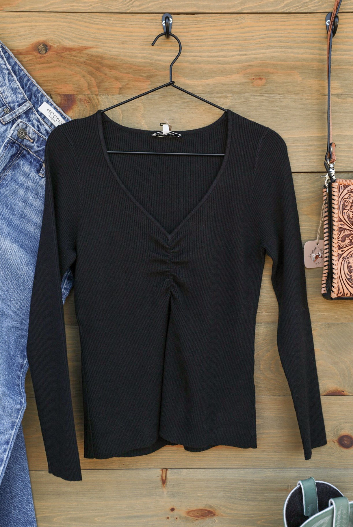Leighton Top-Shirts-Crooked Horn Company, Online Women's Fashion Boutique in San Tan Valley, Arizona 85140
