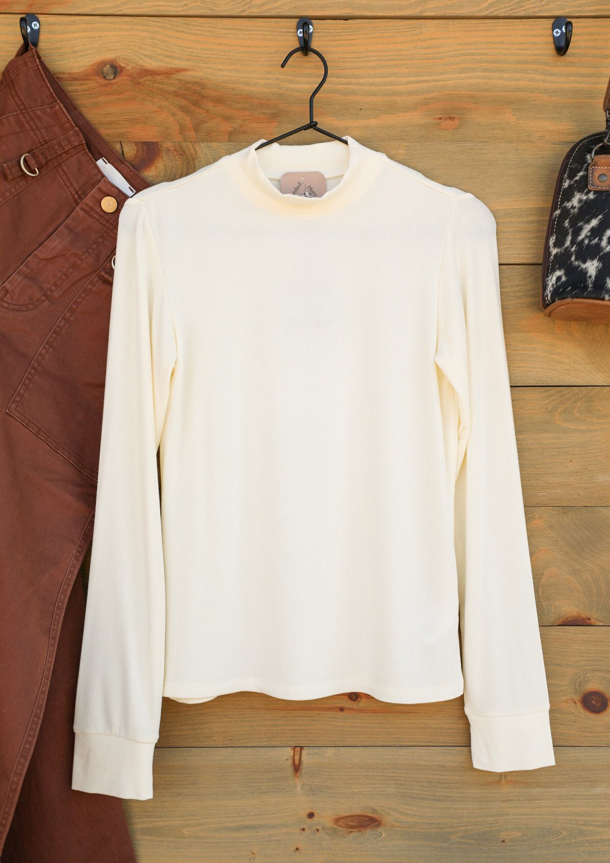 Liz Top-Shirts-Crooked Horn Company, Online Women's Fashion Boutique in San Tan Valley, Arizona 85140