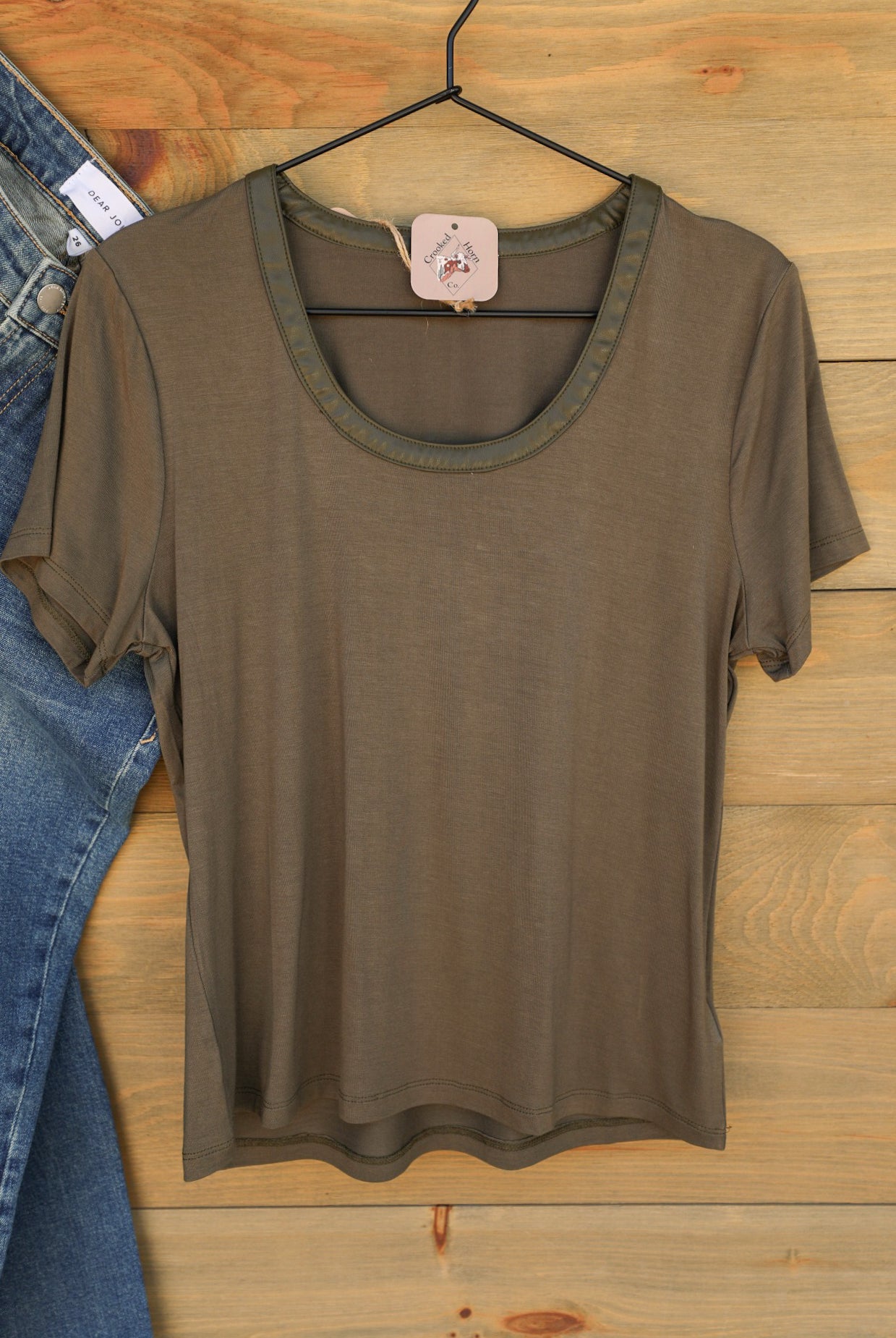 Miranda Top-Shirts-Crooked Horn Company, Online Women's Fashion Boutique in San Tan Valley, Arizona 85140