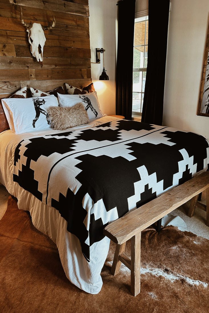 Presidio Throw-Home Goods-Crooked Horn Company, Online Women's Fashion Boutique in San Tan Valley, Arizona 85140