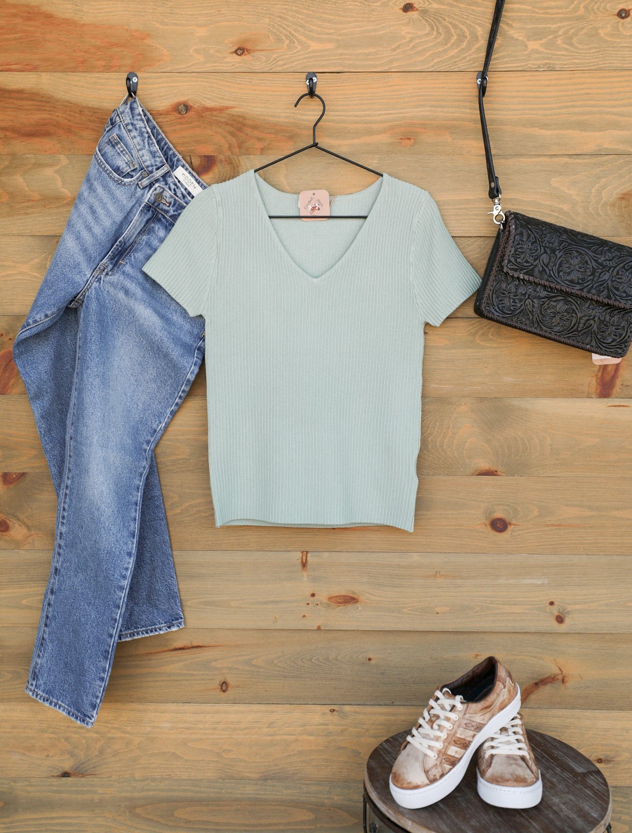 Rhiannon Top-Shirts-Crooked Horn Company, Online Women's Fashion Boutique in San Tan Valley, Arizona 85140