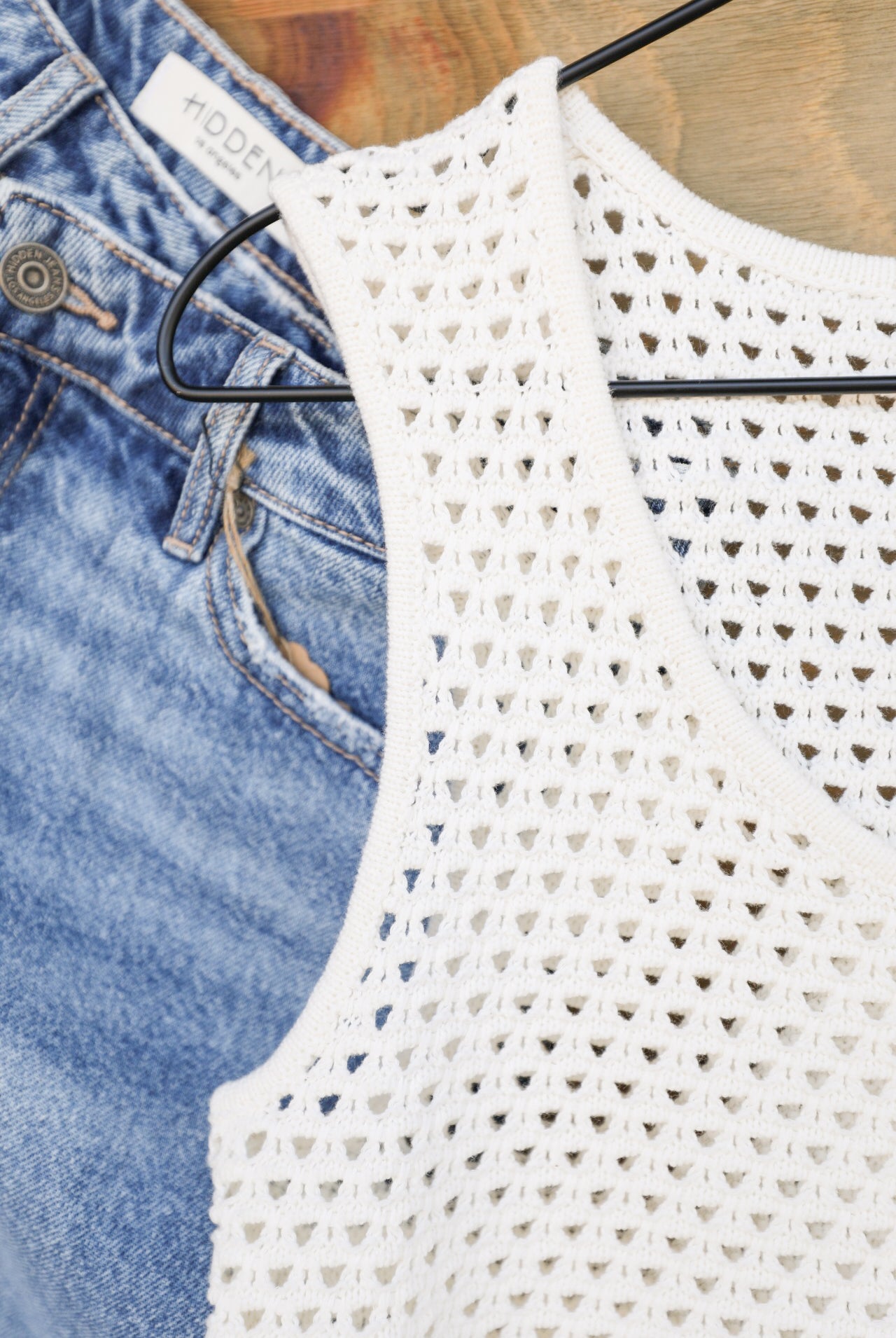 San Carlos Top-Shirts-Crooked Horn Company, Online Women's Fashion Boutique in San Tan Valley, Arizona 85140