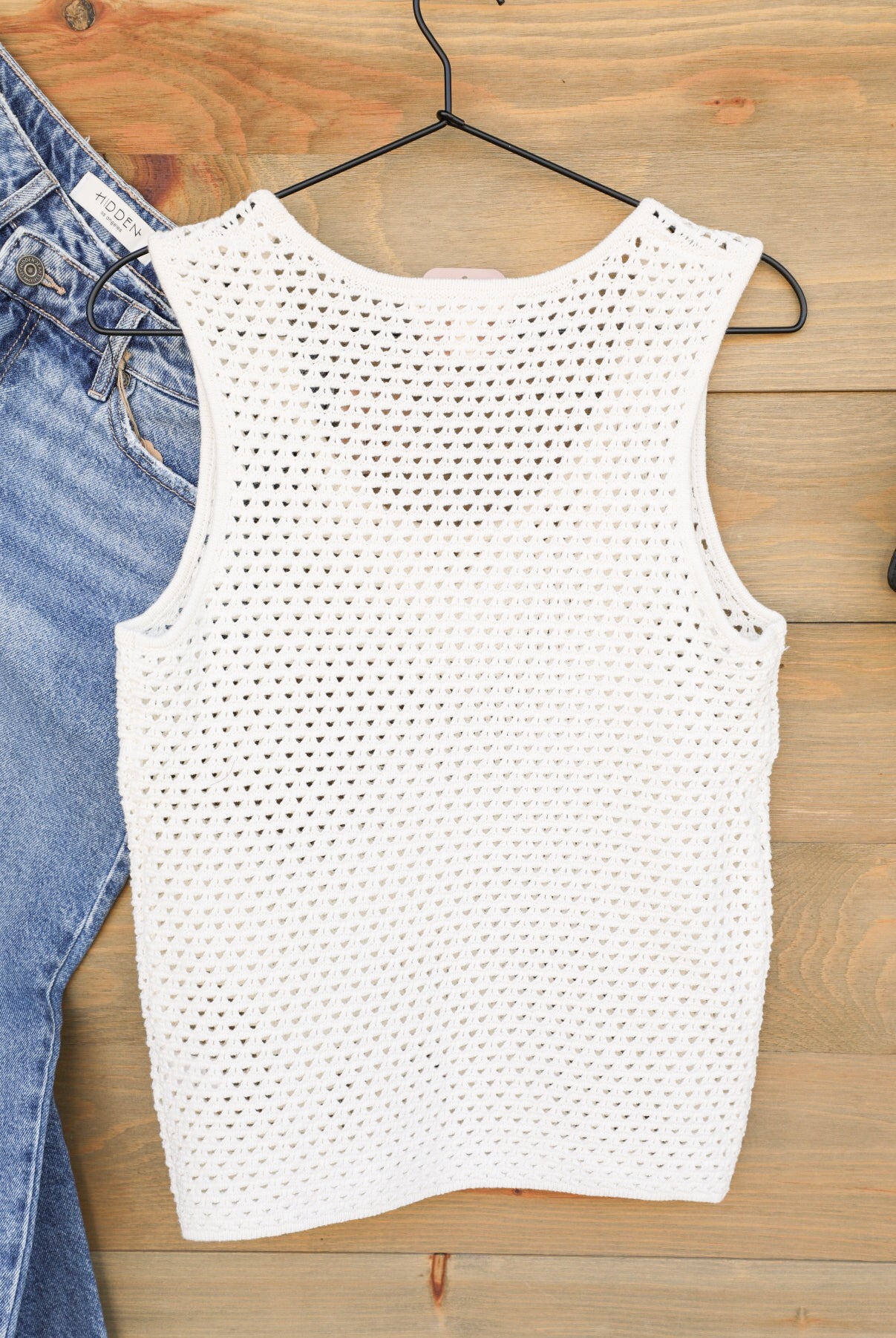 San Carlos Top-Shirts-Crooked Horn Company, Online Women's Fashion Boutique in San Tan Valley, Arizona 85140