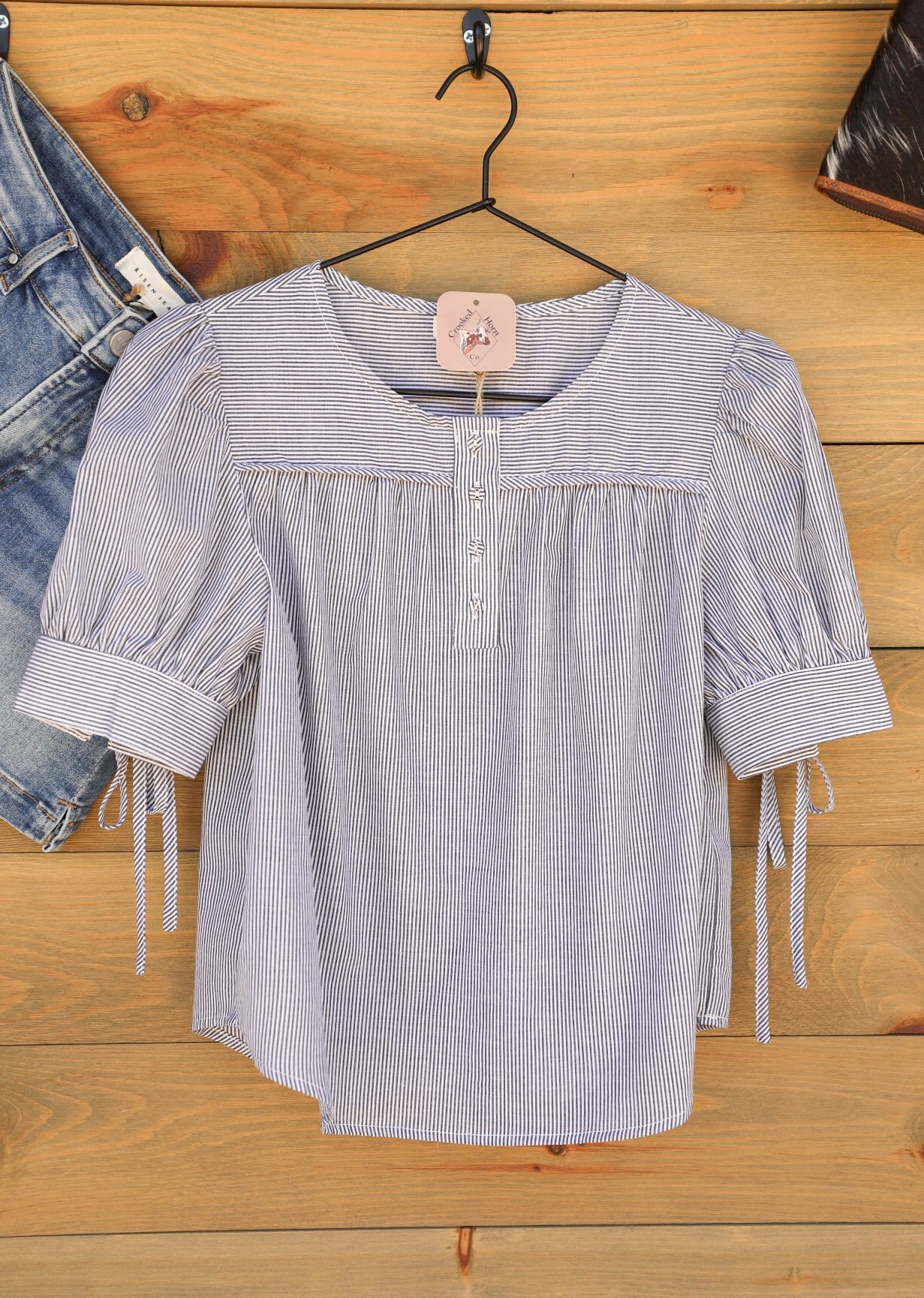 The Ross Top-Shirts-Crooked Horn Company, Online Women's Fashion Boutique in San Tan Valley, Arizona 85140