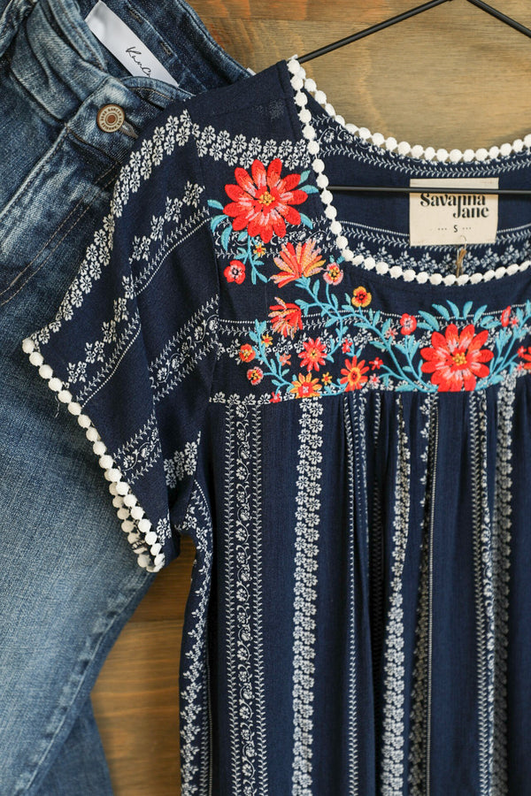 Brooke Top-Shirts-Crooked Horn Company, Online Women's Fashion Boutique in San Tan Valley, Arizona 85140