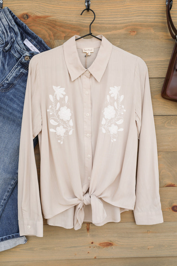 Sacramento Top-Shirts-Crooked Horn Company, Online Women's Fashion Boutique in San Tan Valley, Arizona 85140