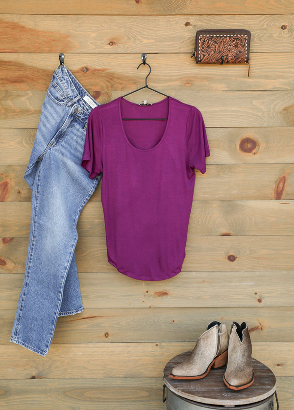 Aimee Top-Shirts-Crooked Horn Company, Online Women's Fashion Boutique in San Tan Valley, Arizona 85140